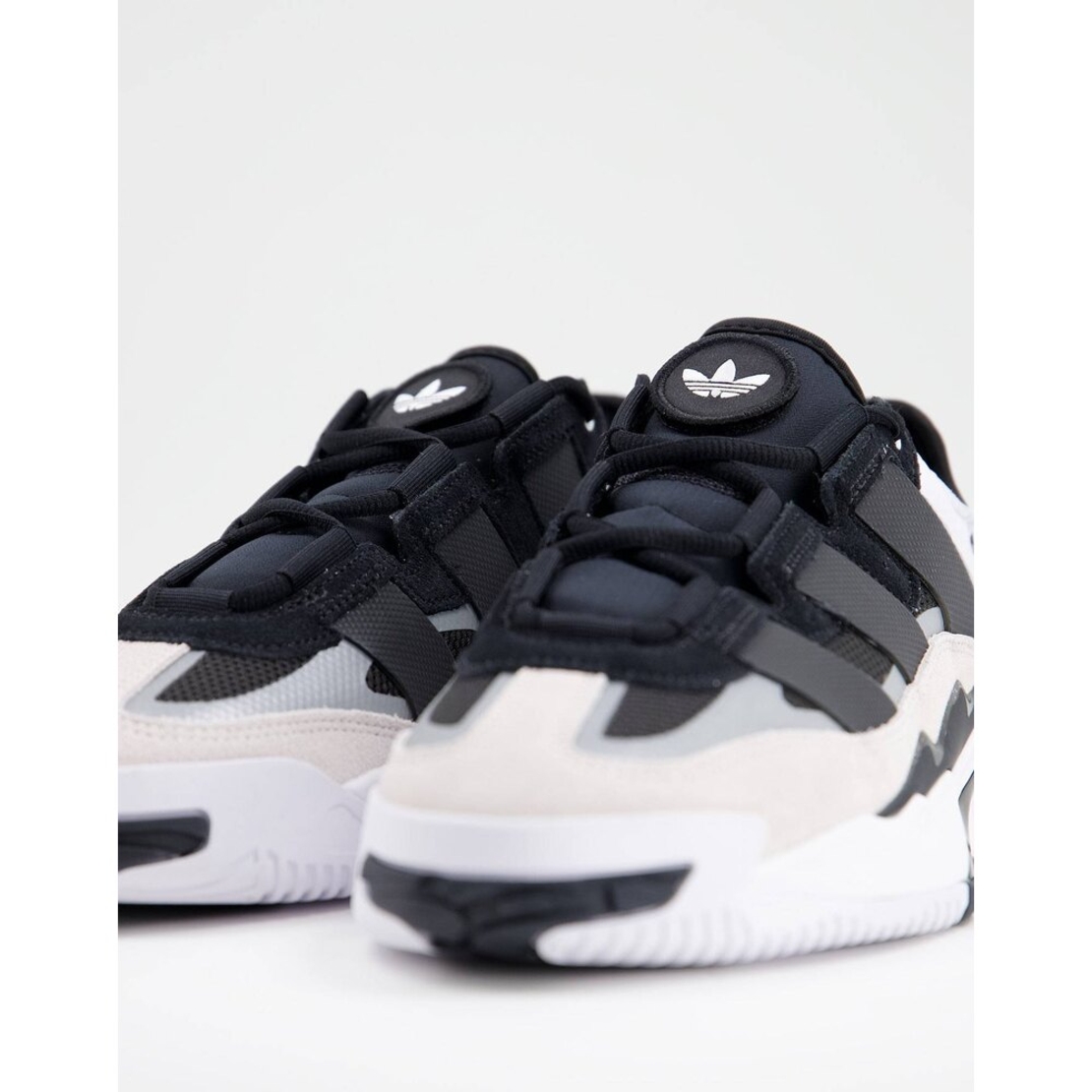 NiteBall Core Black “Cloud White”