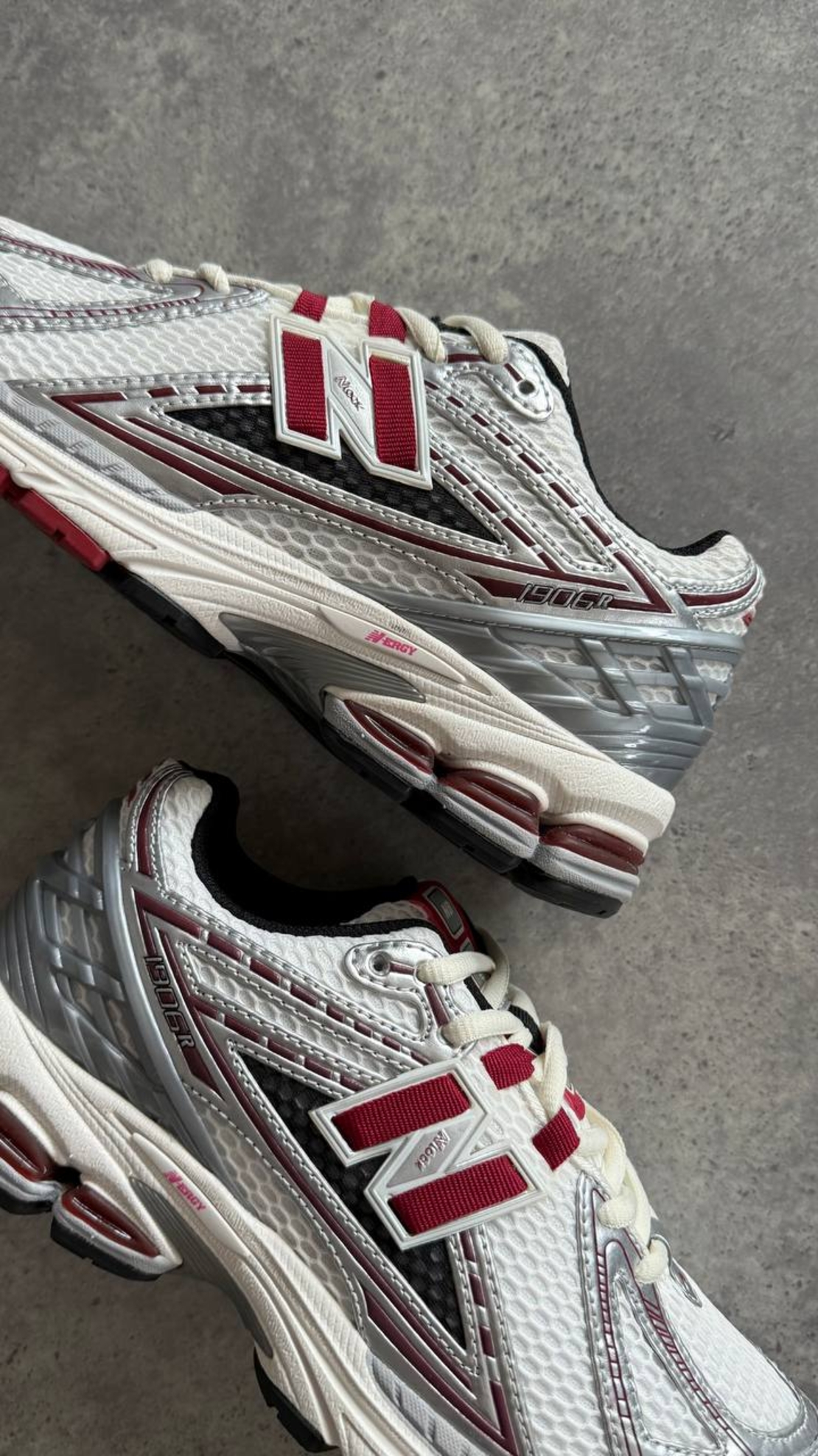 New Balance 1906R “Silver Red”