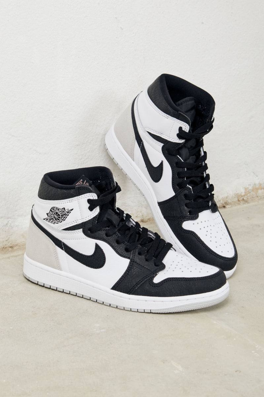 Air Jordan 1 Retro High OG “Stage Haze”