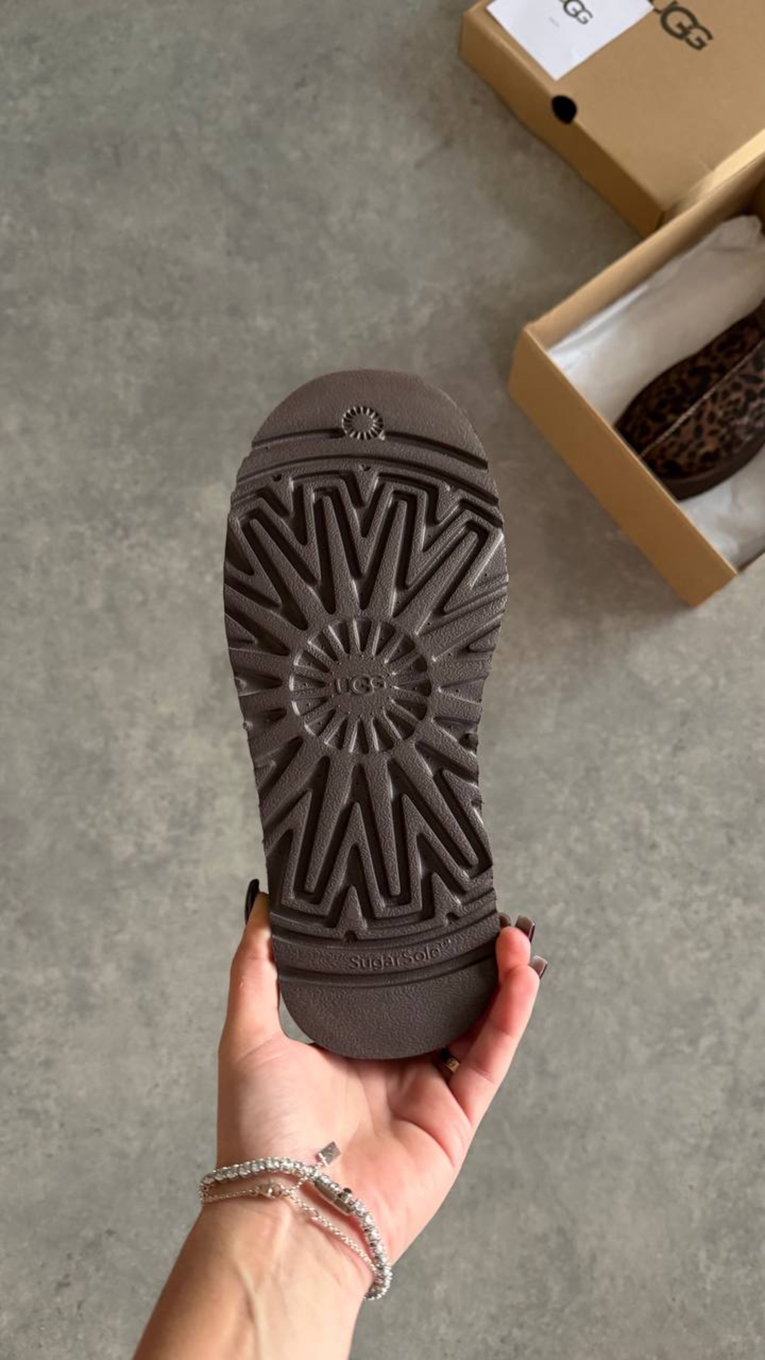 UGG Tazz Caspian “Burnt Cedar”