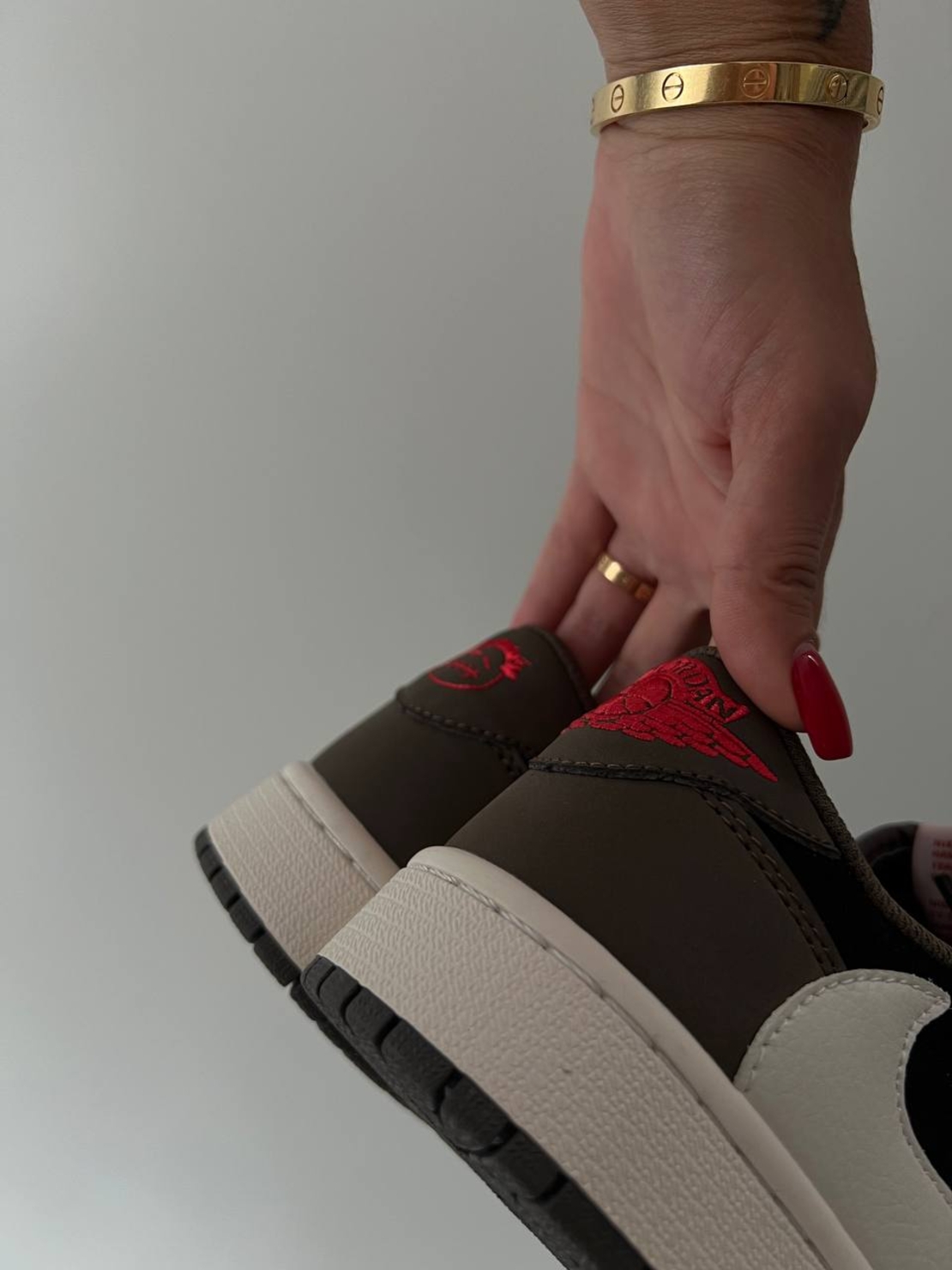Air Jordan 1 Low X Travis Scott “Dark Mocha”