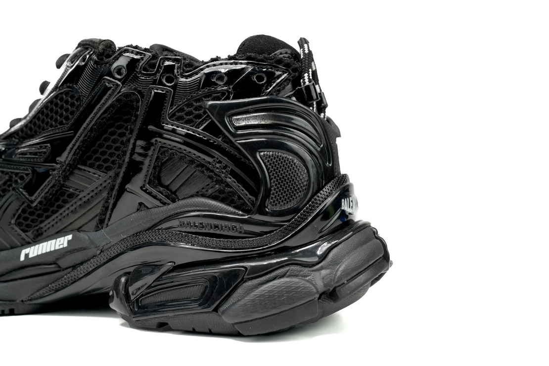 Balenciaga Runner 