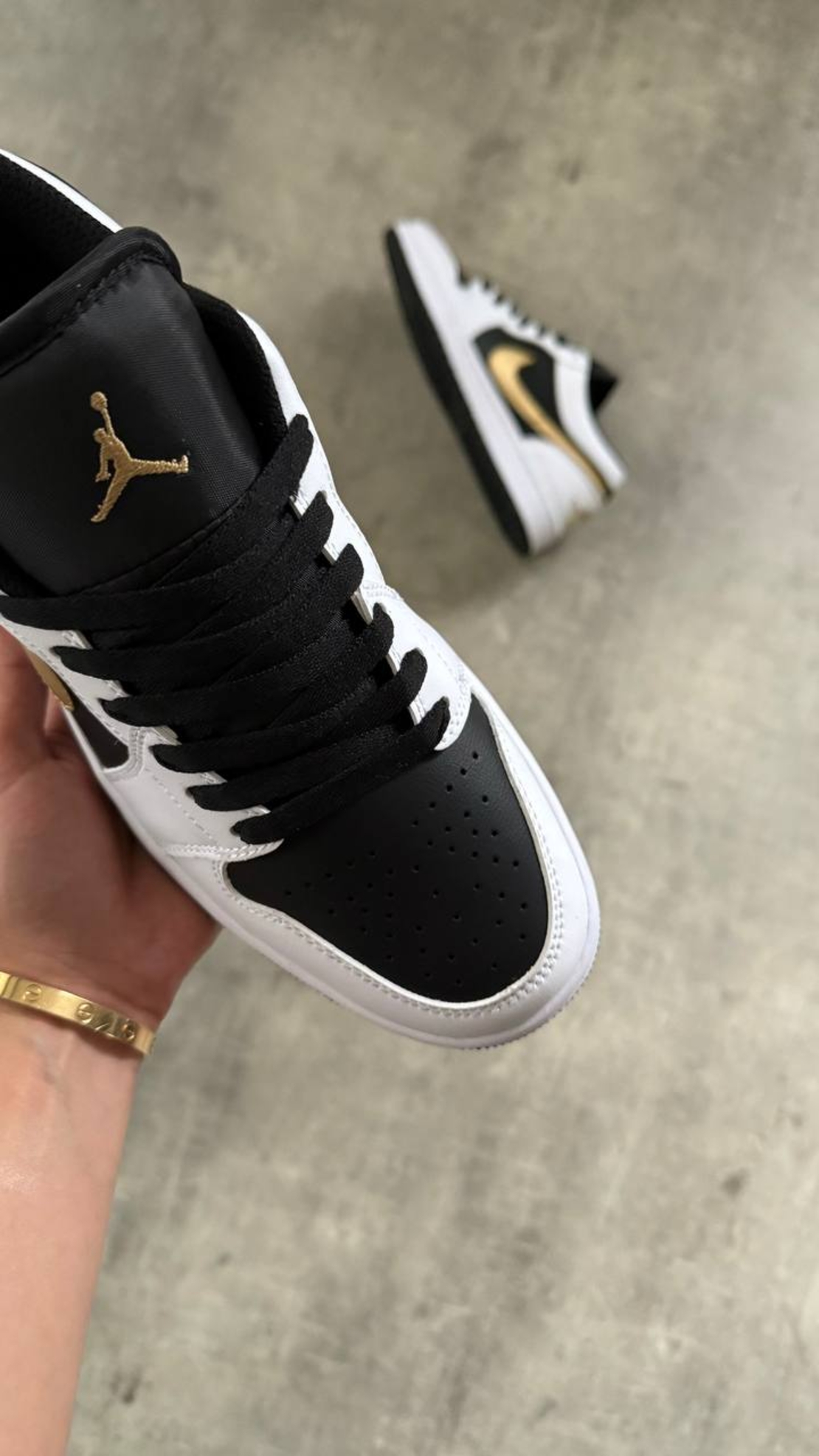 Air Jordan 1 Low “Gold Swoosh”