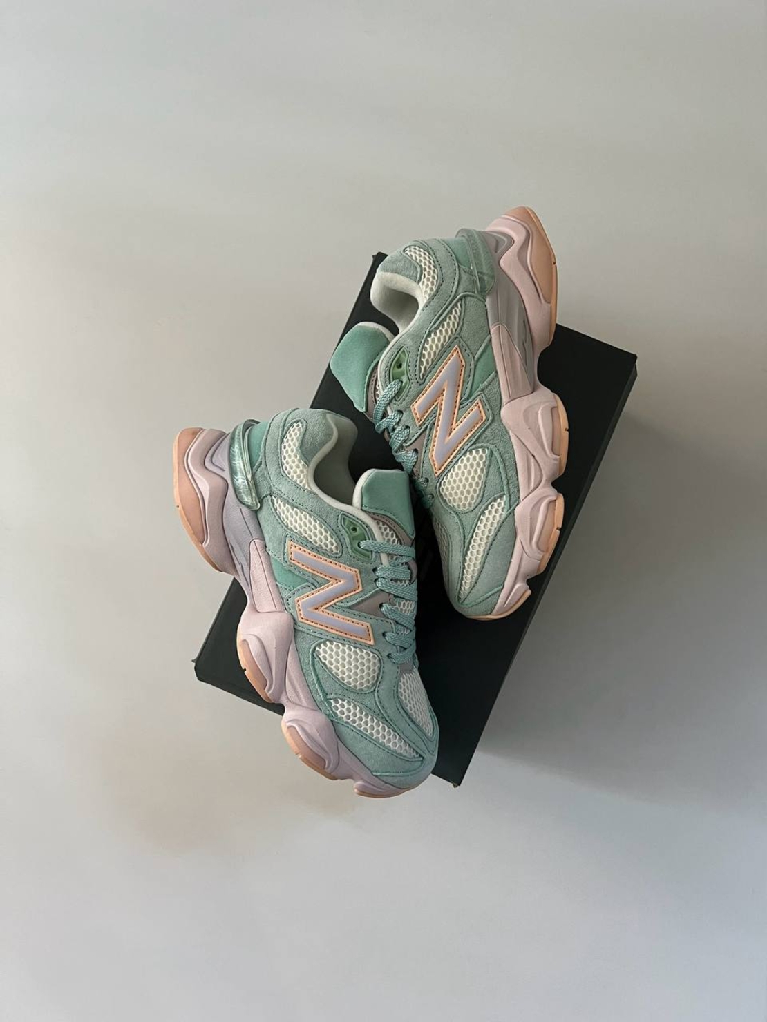 New Balance 9060 “Tropical Green”