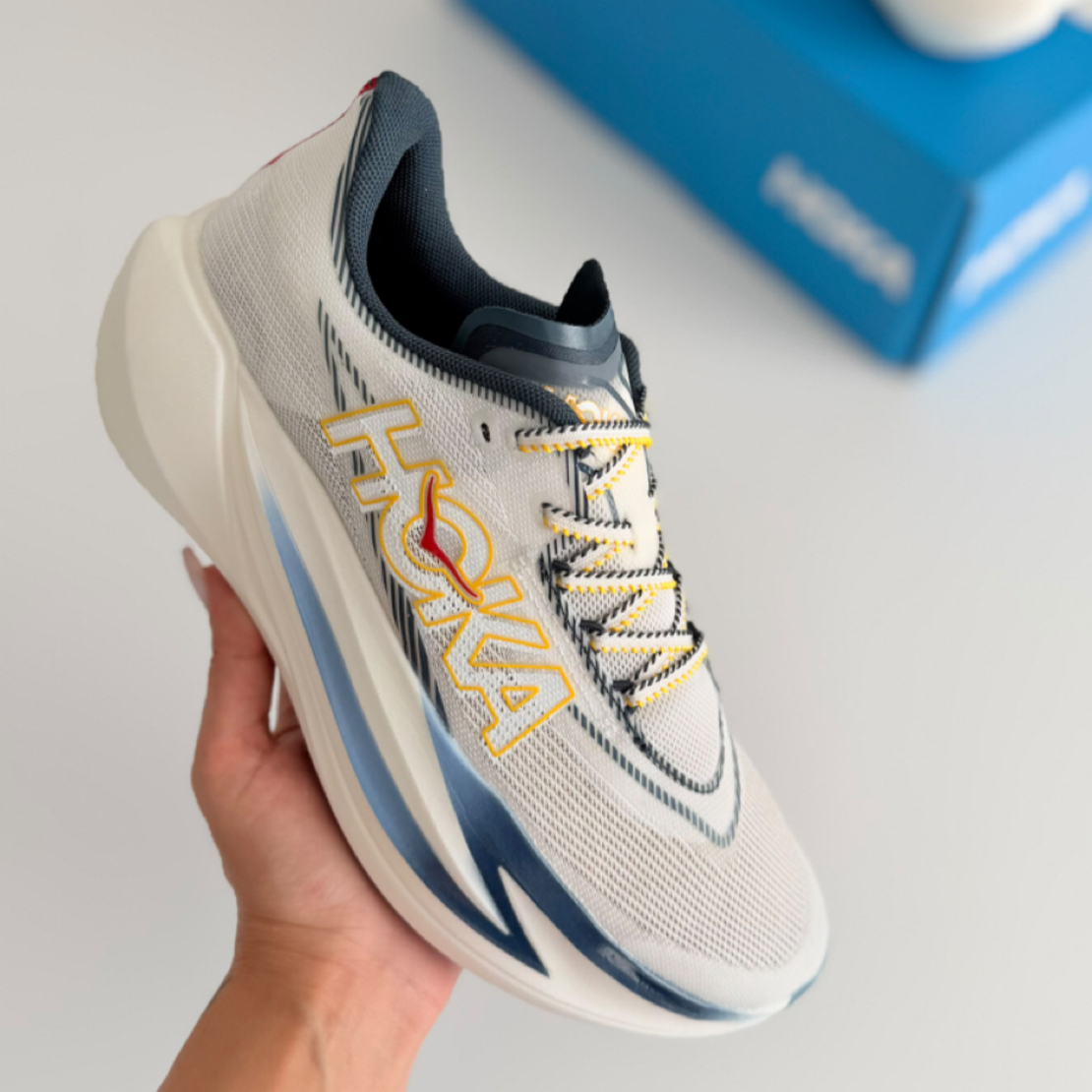 Hoka Cielo X1 3.0 "Alabaster Yellow Gold"