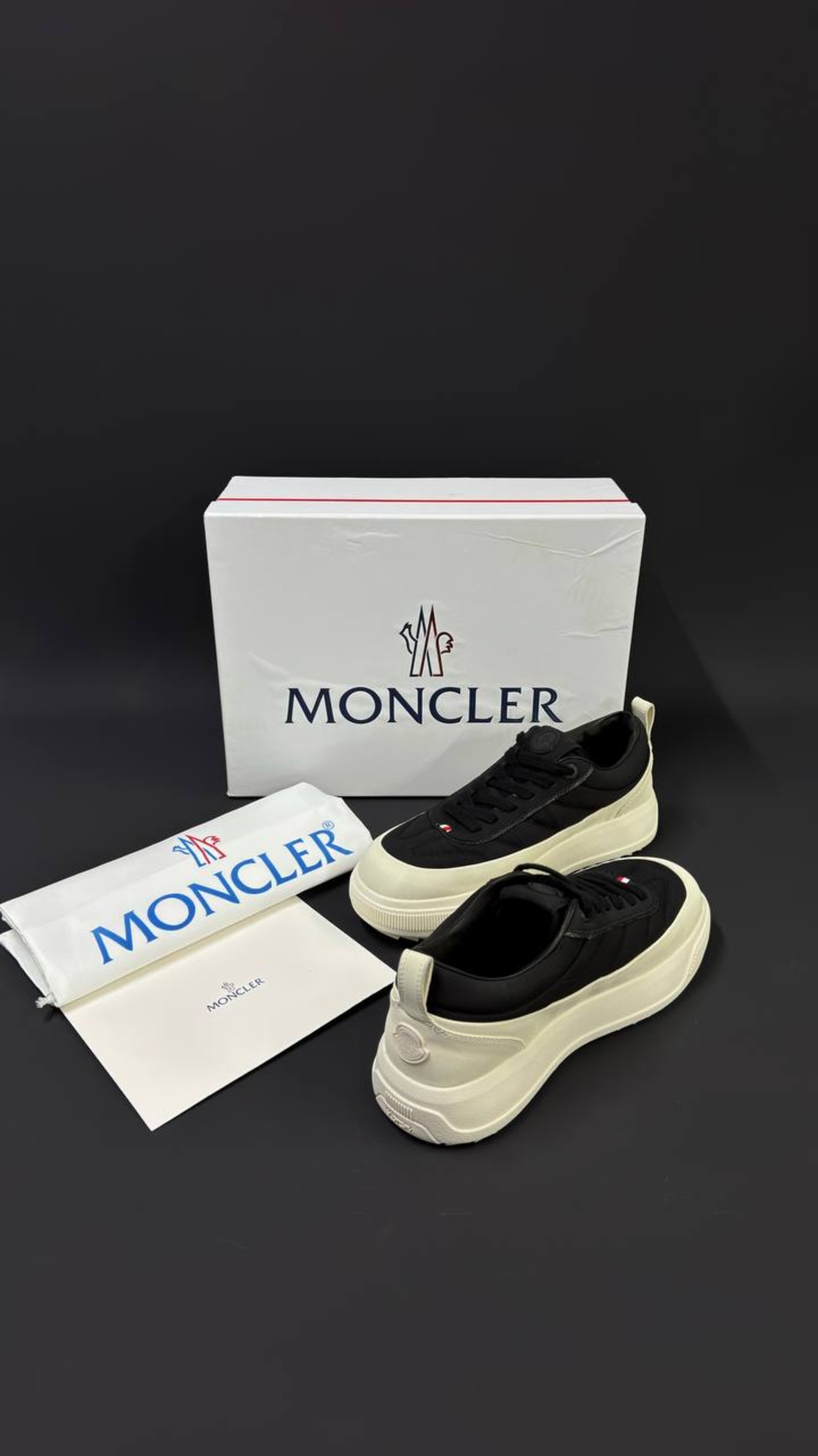Moncler Trailgrip Lite Low – Black/Cream