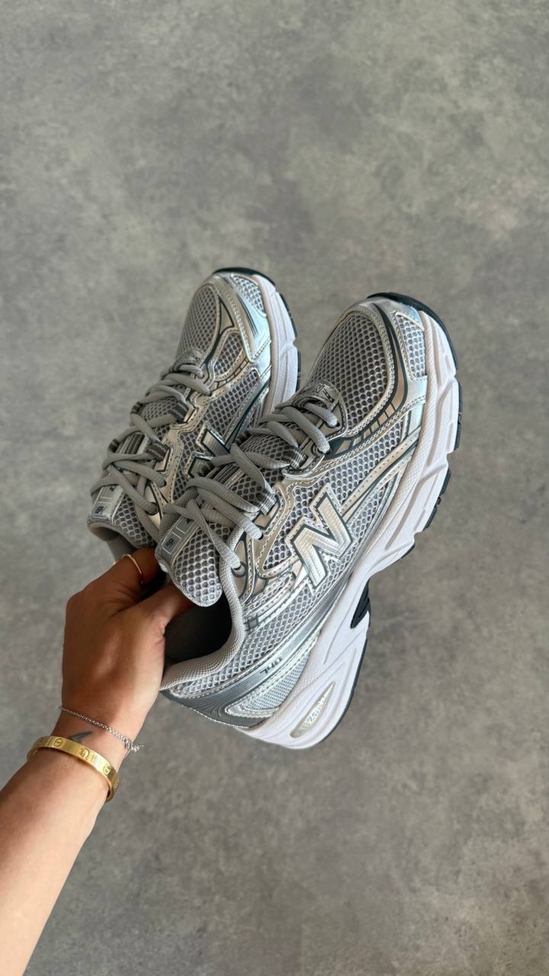 New Balance 740 “Silver”