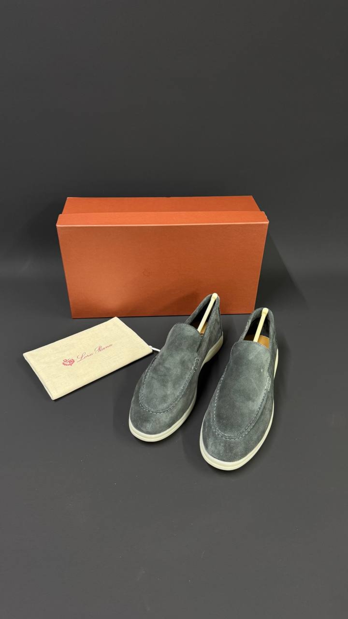 Loro Piana 8