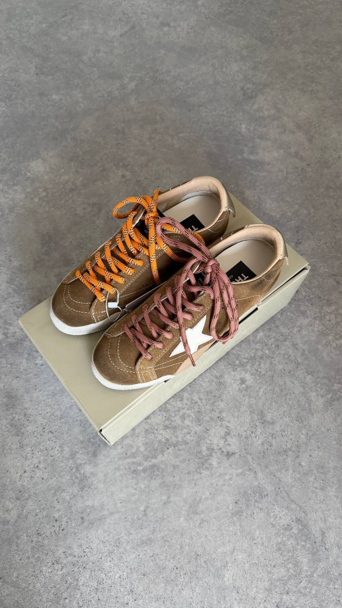 Golden Goose Ball Star Suede – Brown / White Star