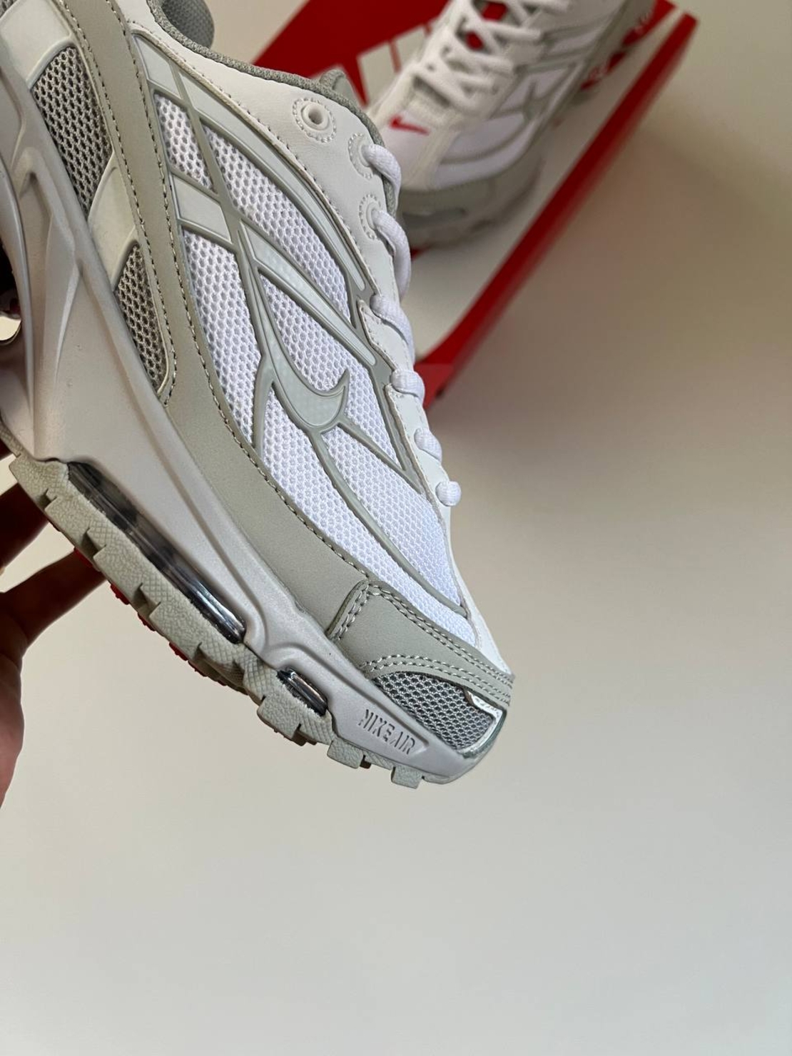 Nike Supreme x Shox Ride 2 'White'