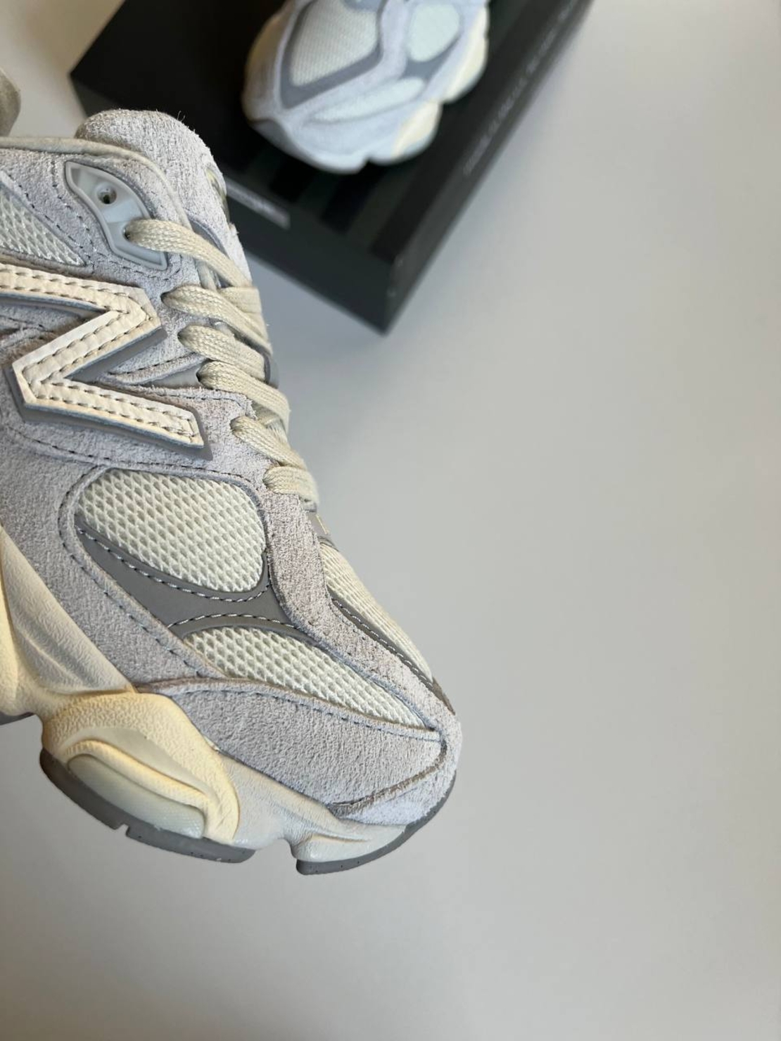 New Balance 9060 “Quartz Grey”