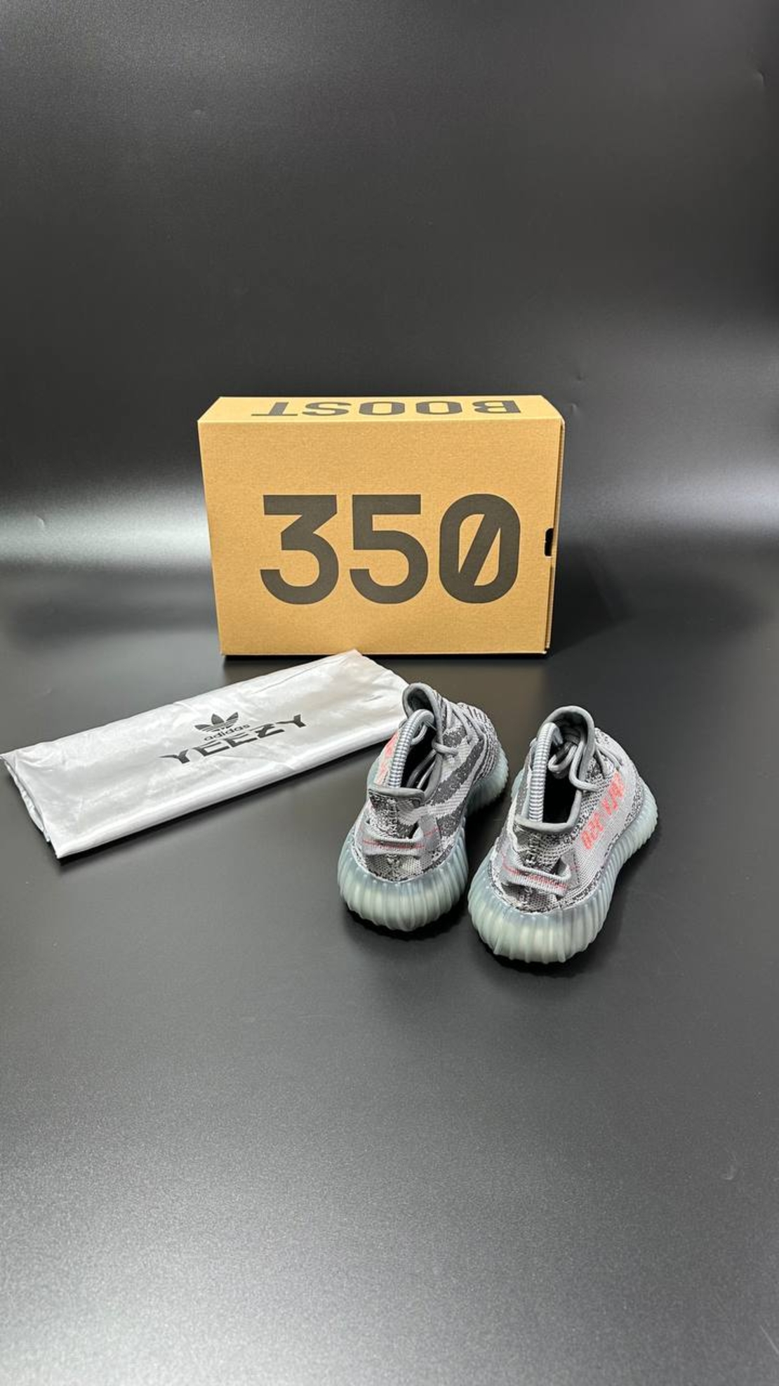 Adidas Yeezy Boost 350 V2 