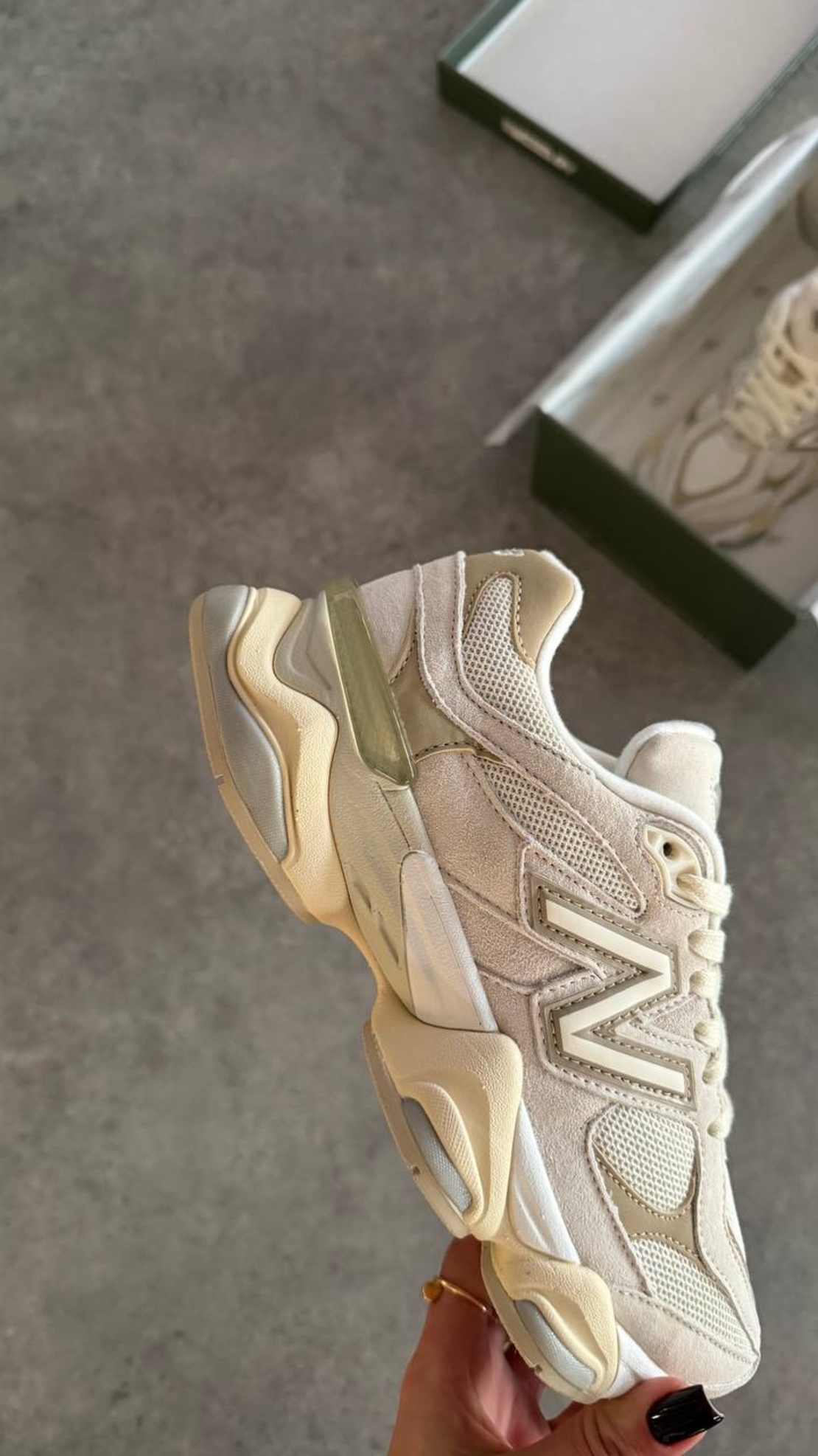 New Balance 9060 “Sea Salt Brown”