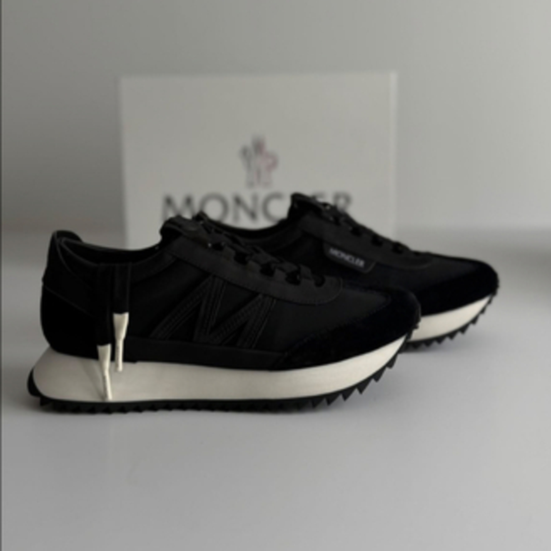 Moncler Black White Luxury "Premium"