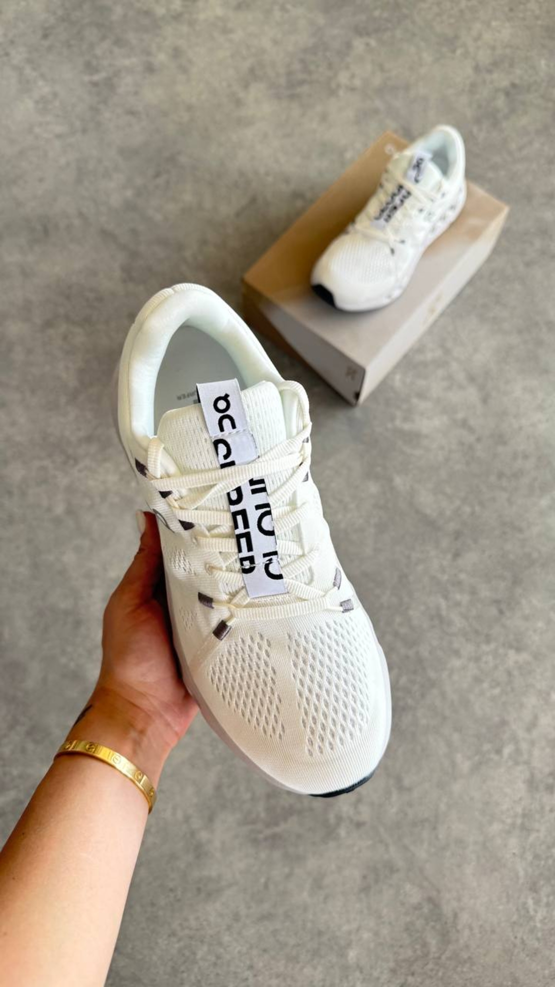 ON Cloudsurfer  ''White''