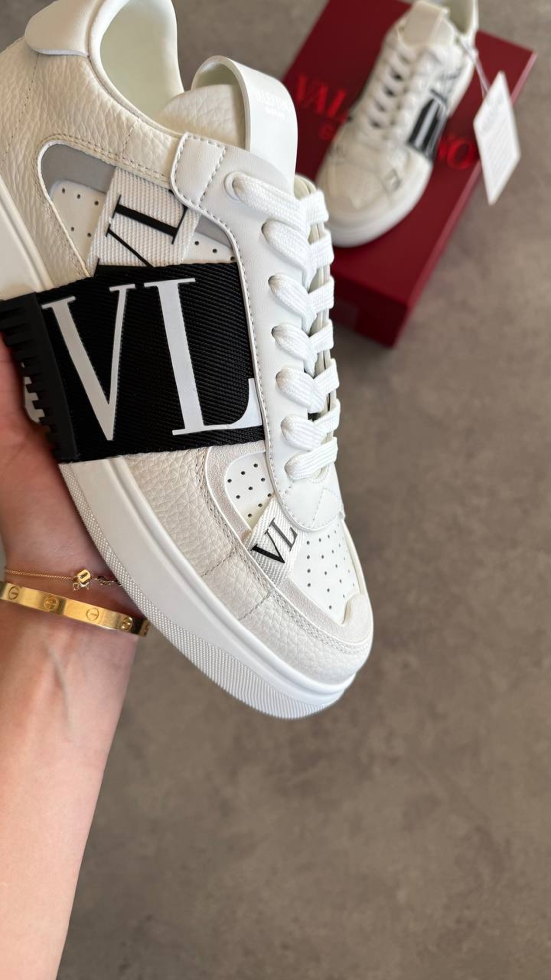 Valentino Garavani VL7N Signature Sneaker