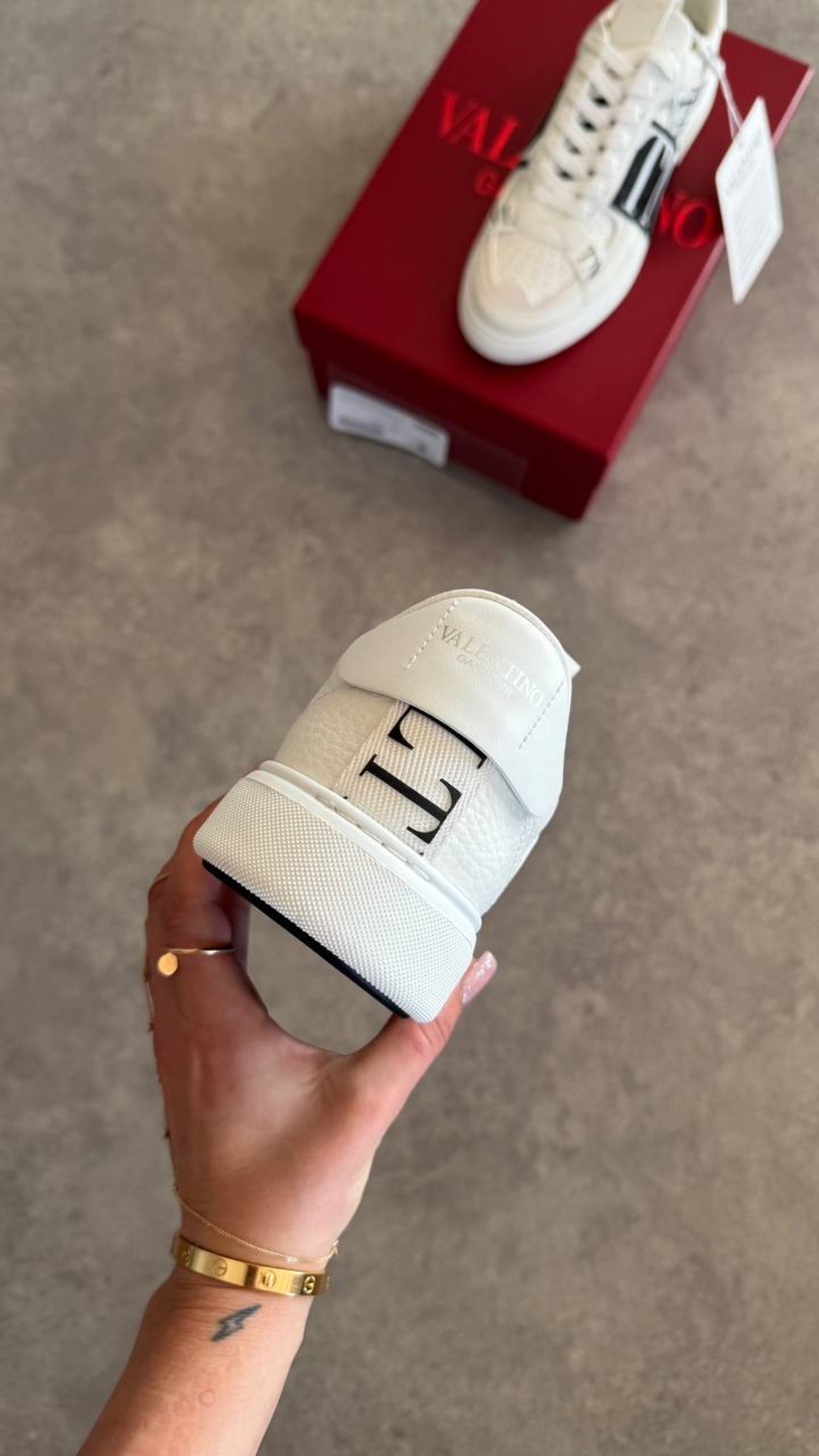 Valentino Garavani VL7N Signature Sneaker