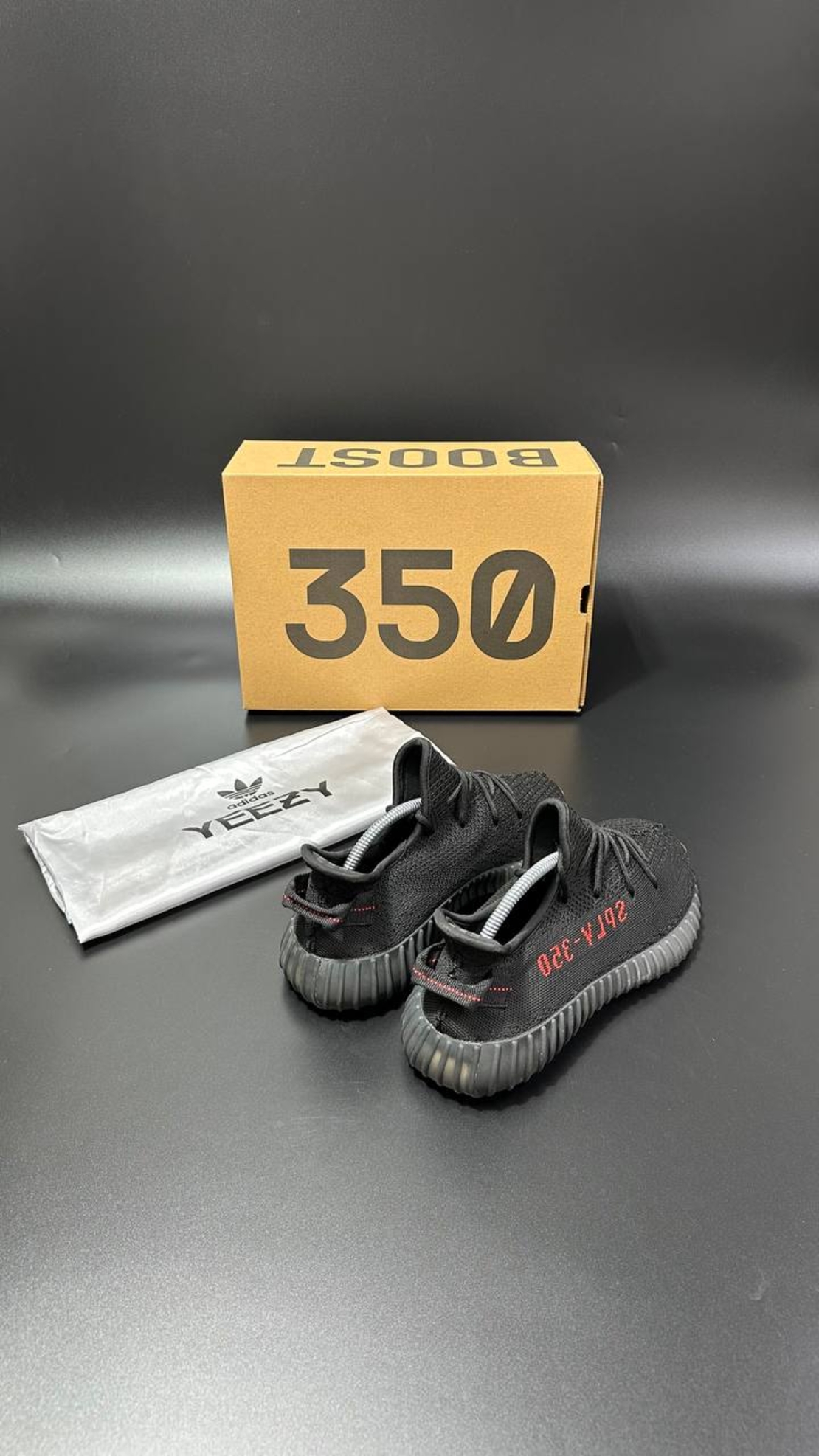 Adidas Yeezy Boost 350 V2 