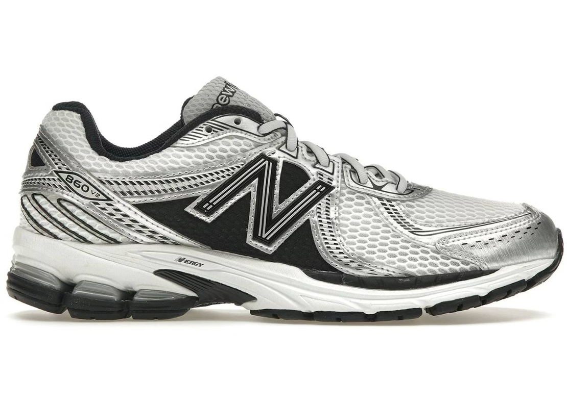New Balance 860v2 