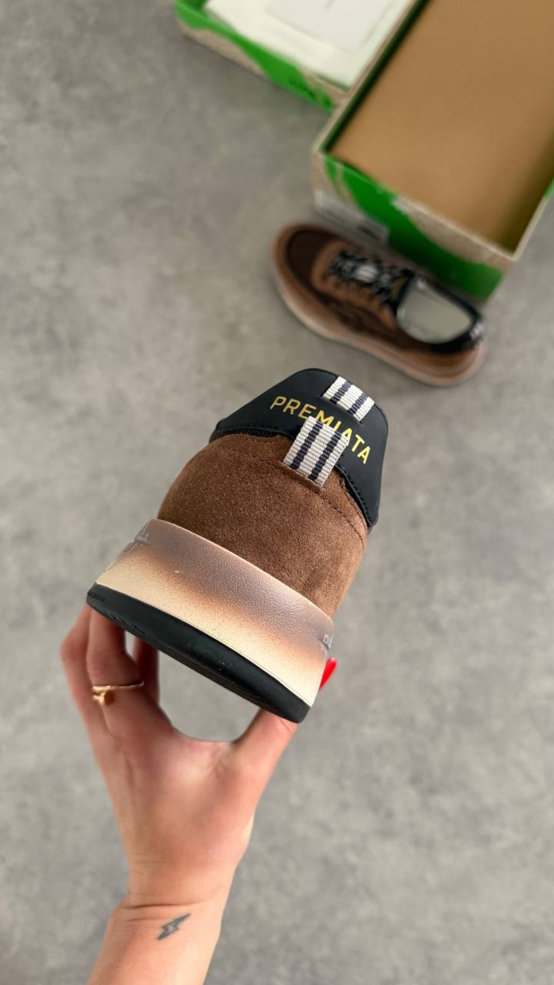 Premiata Mick 483 Olive / Military Green