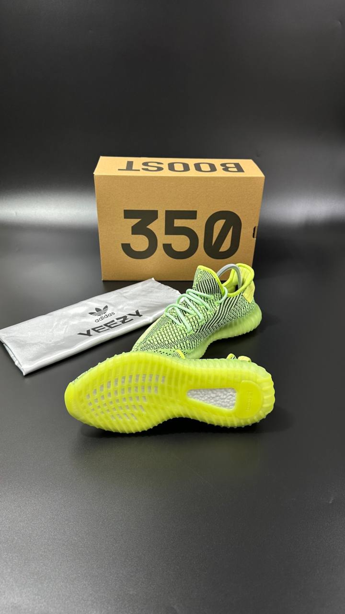 Adidas Yeezy Boost 350 V2 