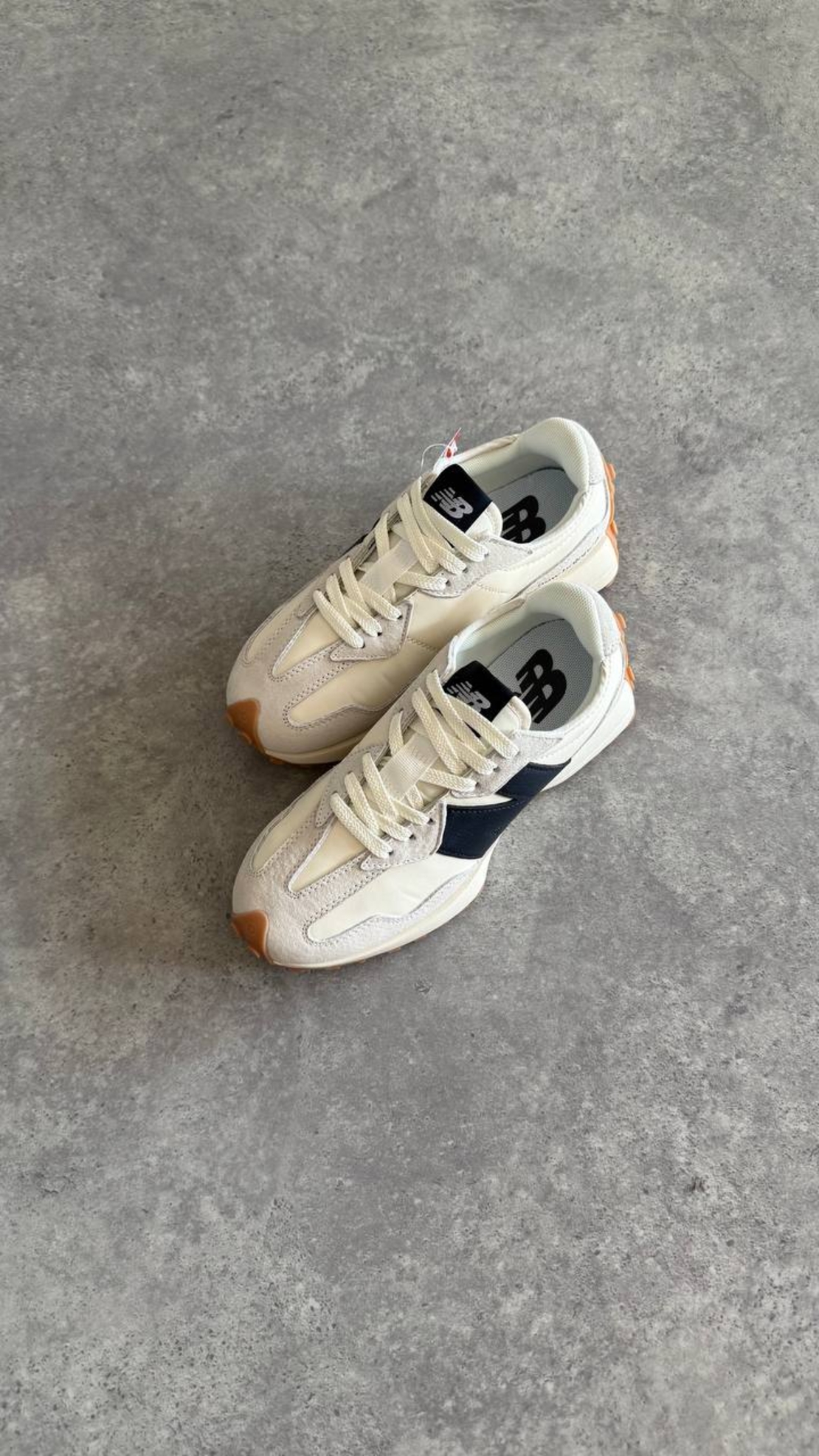 New Balance 327 “Moonbeam”