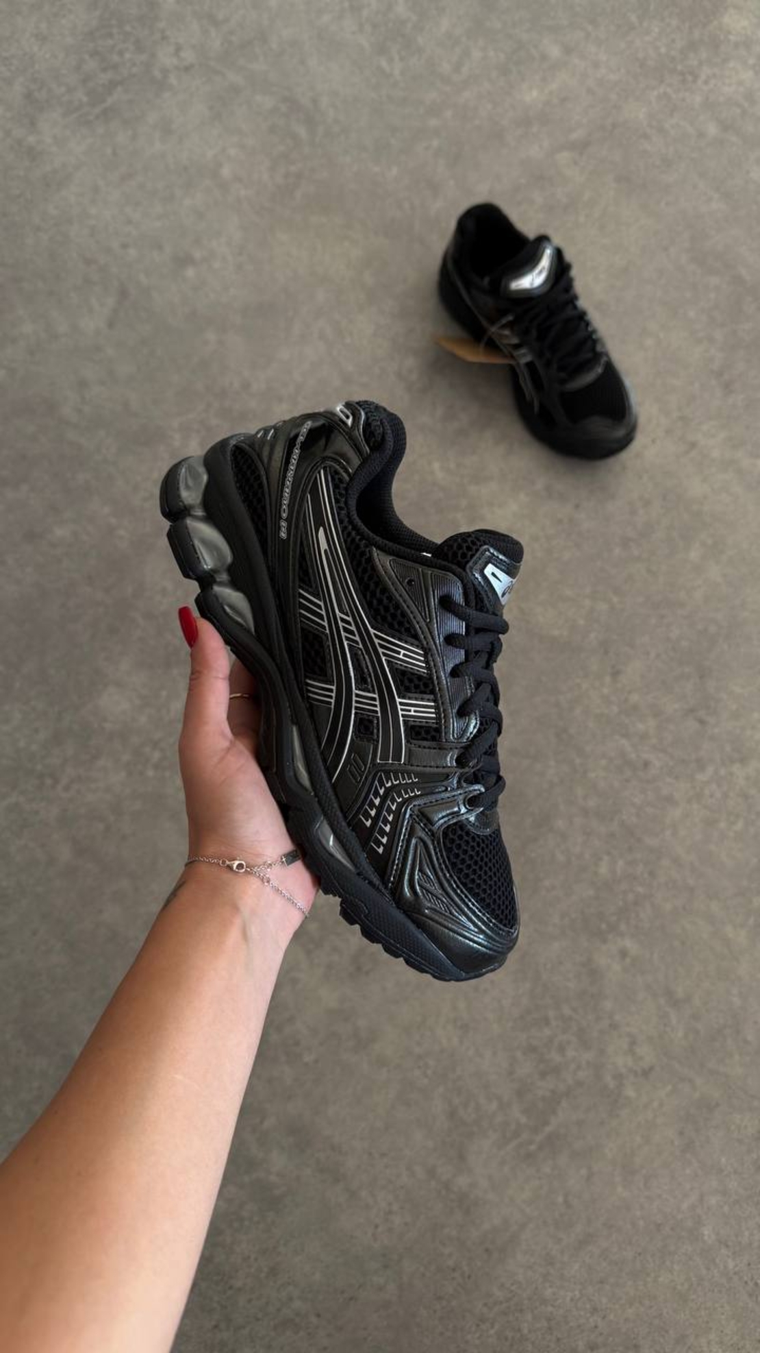 Asics Gel-Kayano Black