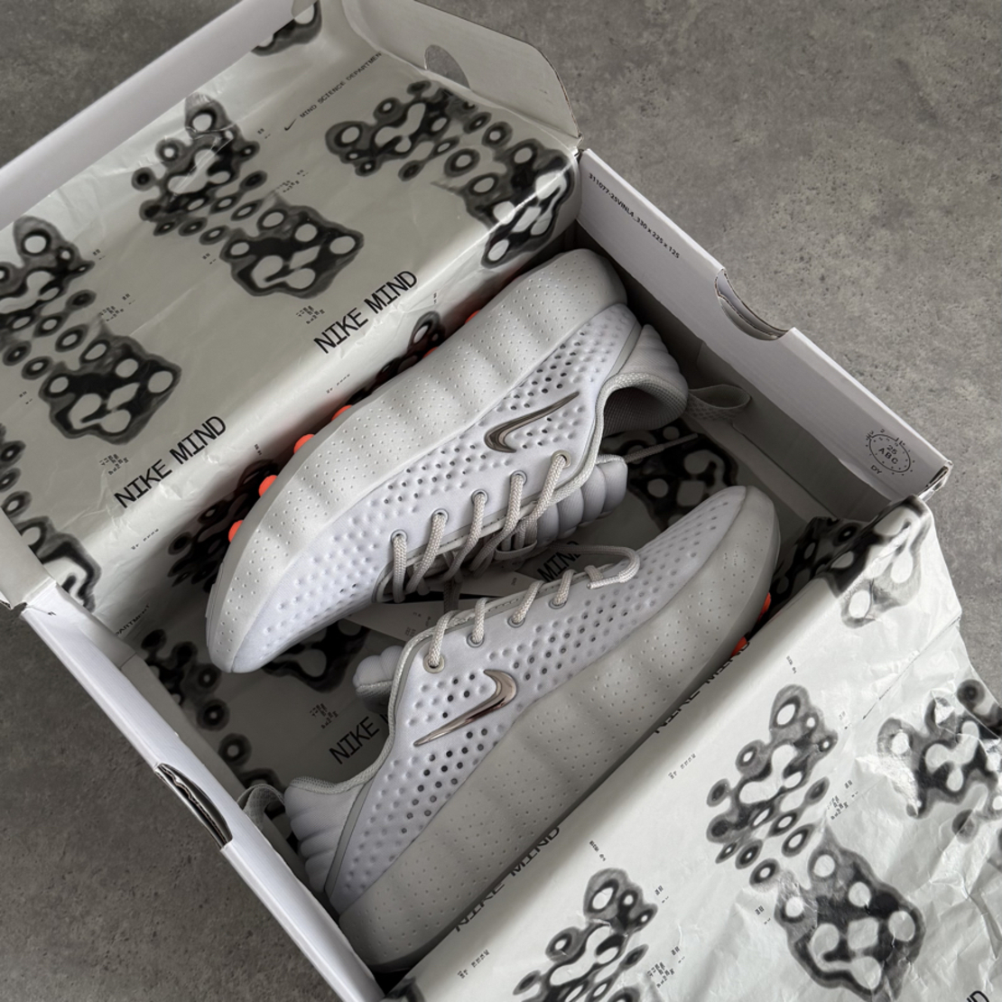 Nike Mind Grey