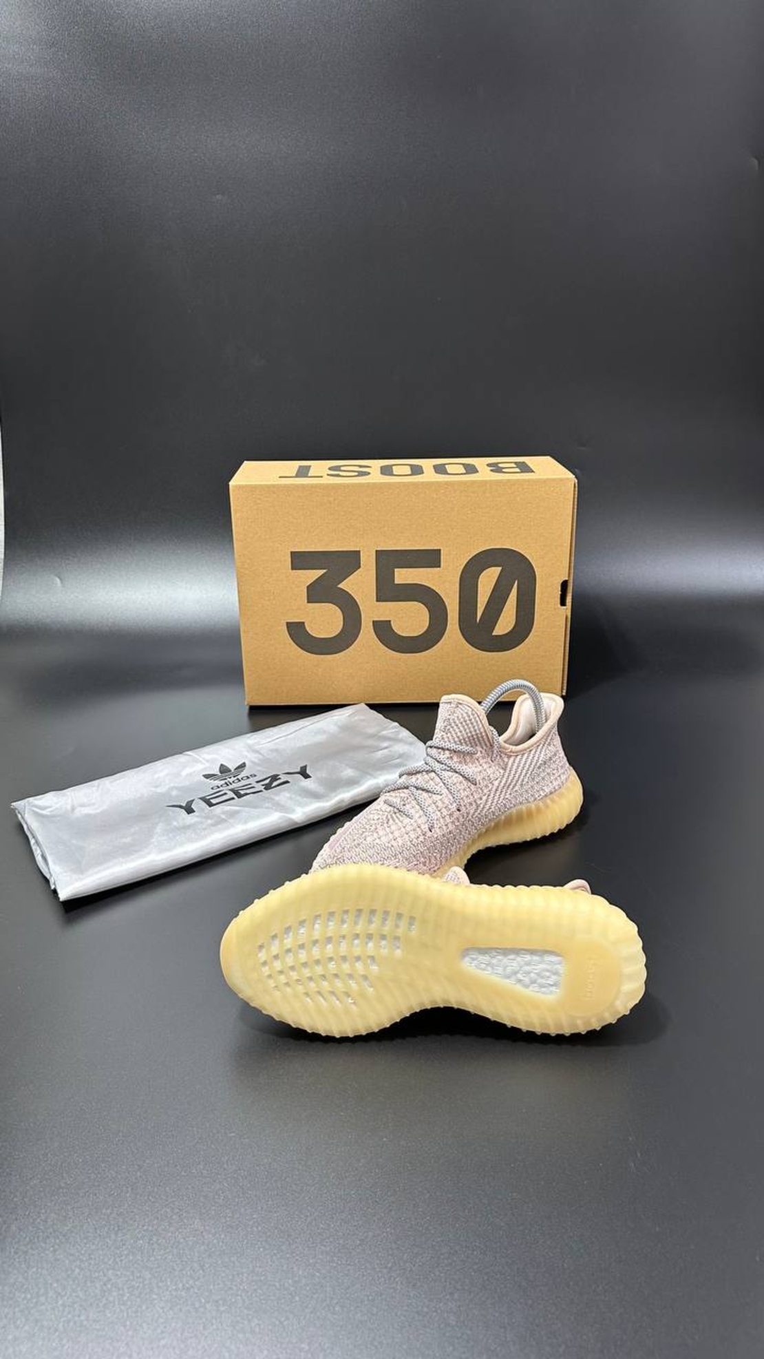 Adidas Yeezy Boost 350 V2 