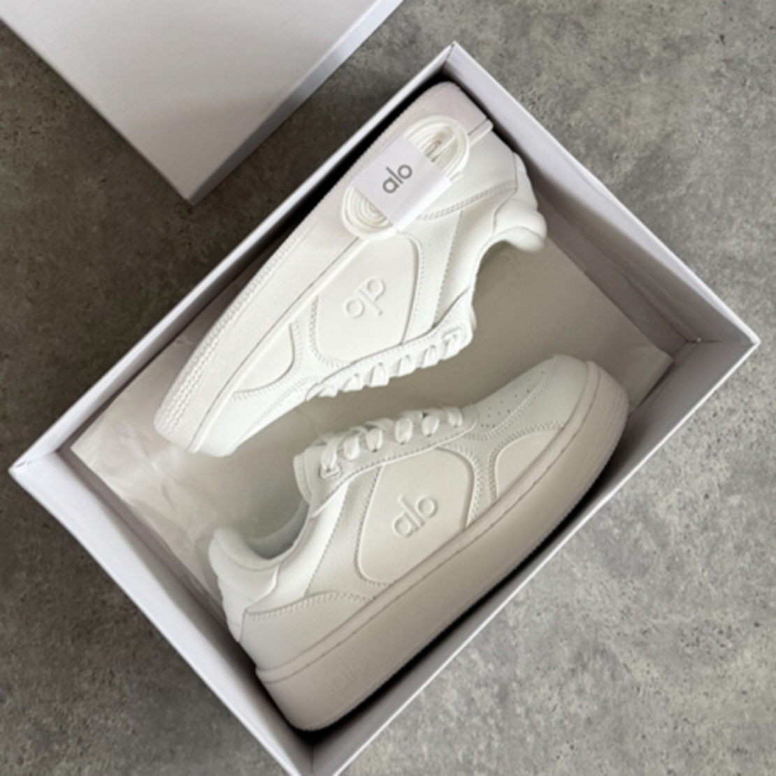 Alo  Recovery Mode Sneaker White