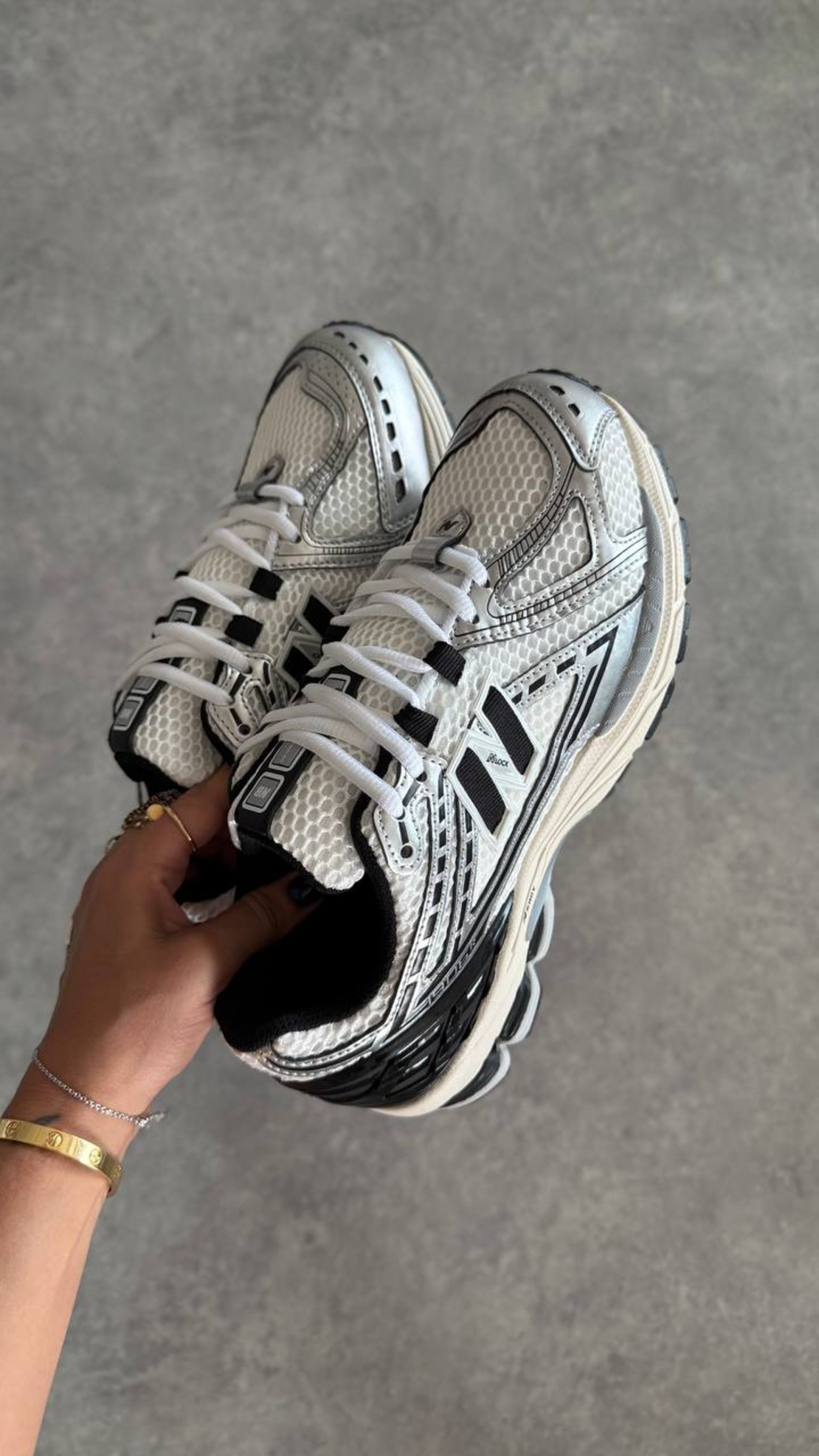 New Balance 1906r Black Silver