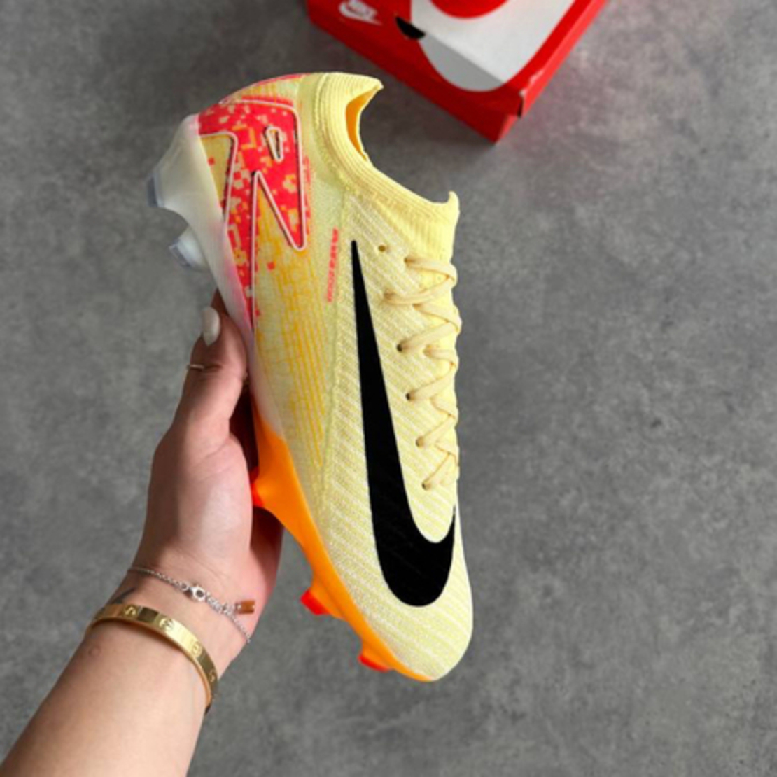 Nike Mercurial Zoom Superfly