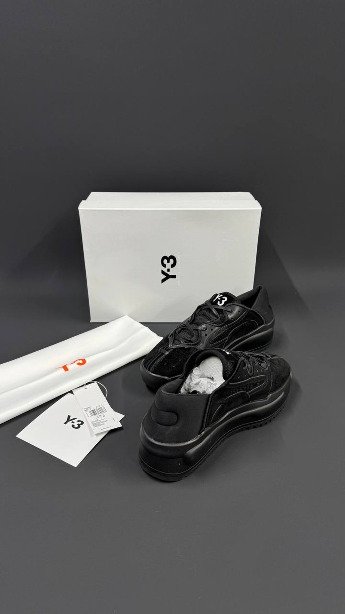Y-3 / 3