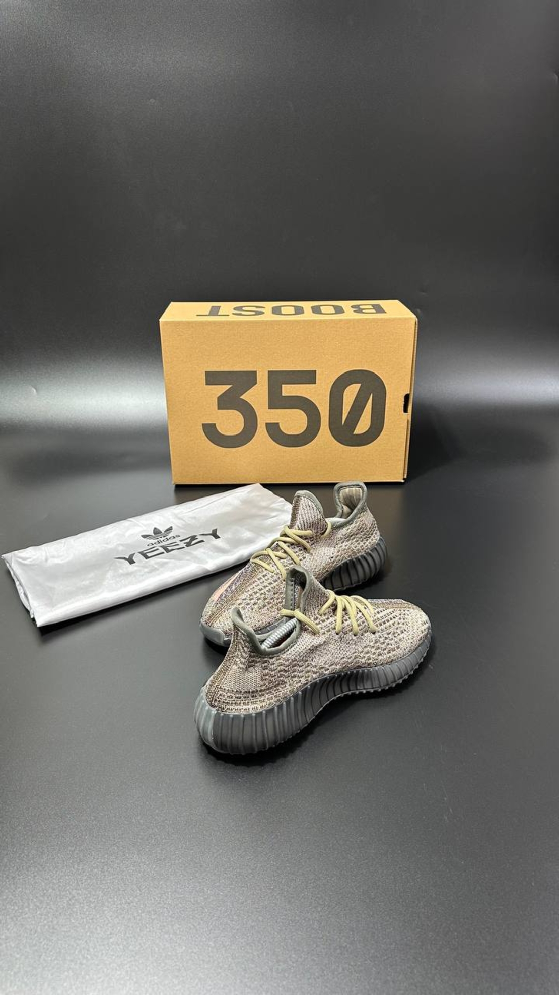 Adidas Yeezy Boost 350 V2 