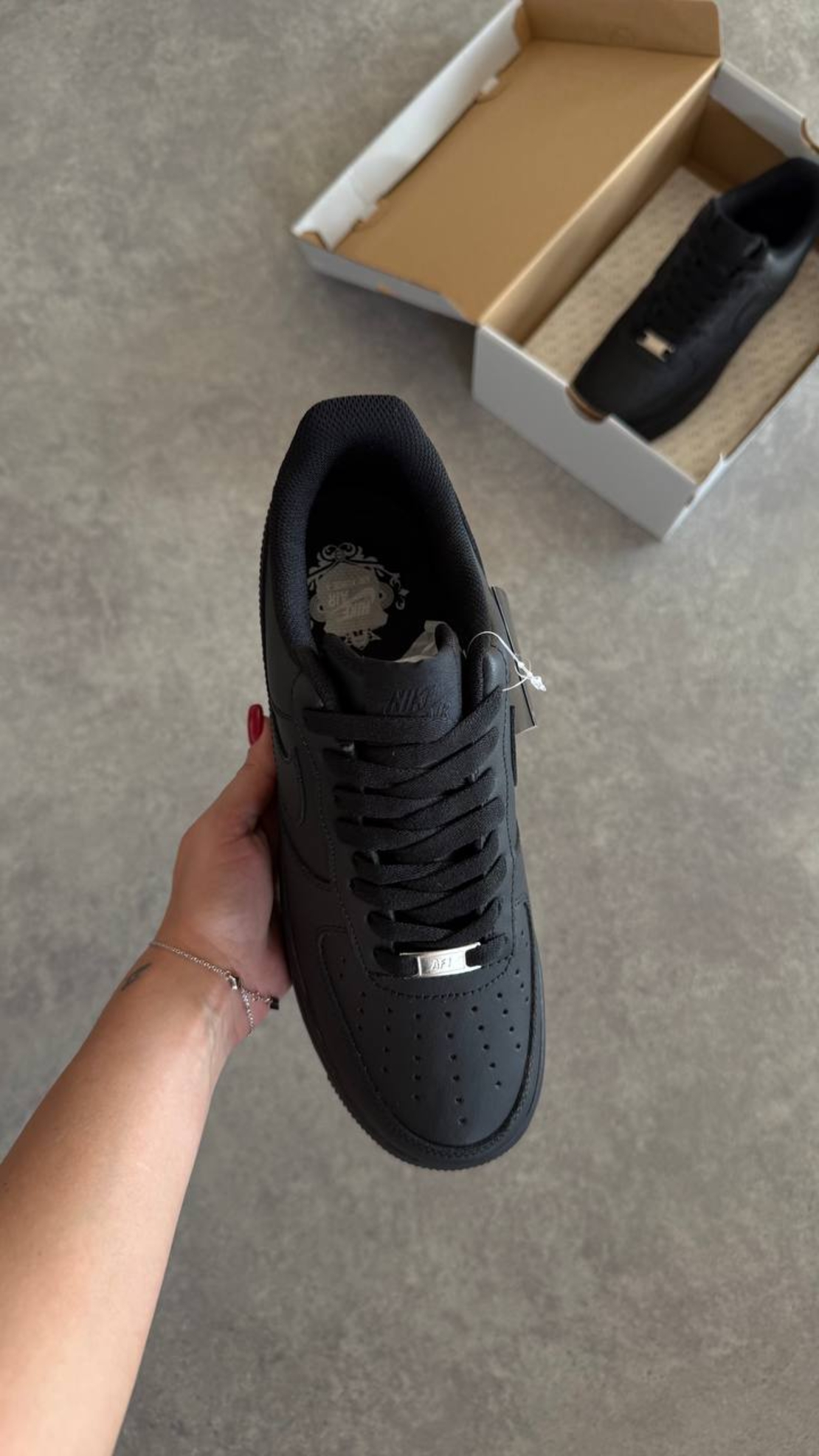 NIKE AIR FORCE 1 ''BLACK''