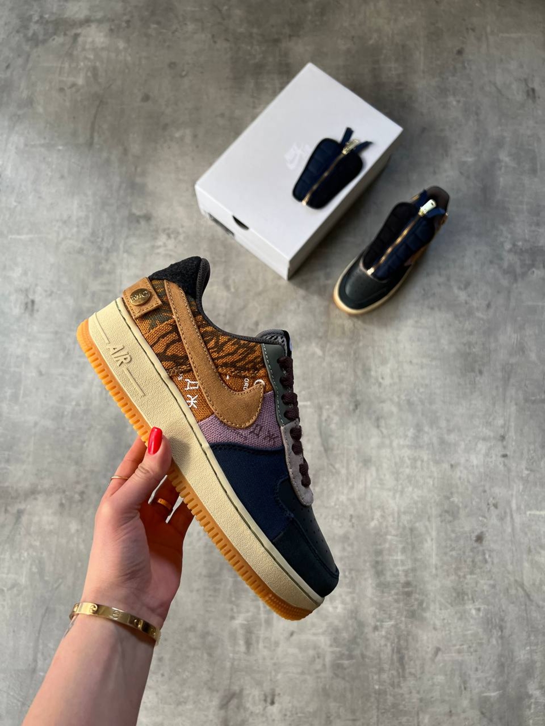 Air Force 1 Travis Scott “Cactus Jack”