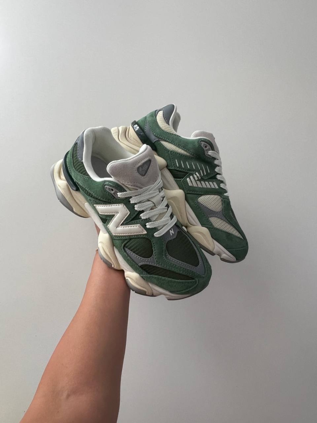 New Balance 9060 Nori