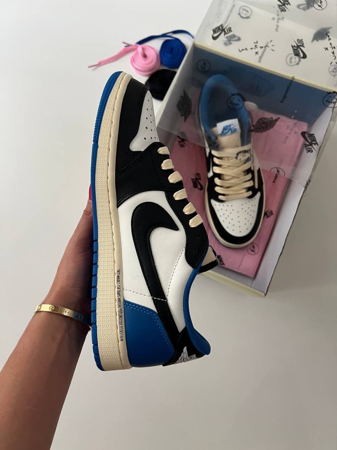 Travis Scott x Fragment x Air Jordan 1 Low