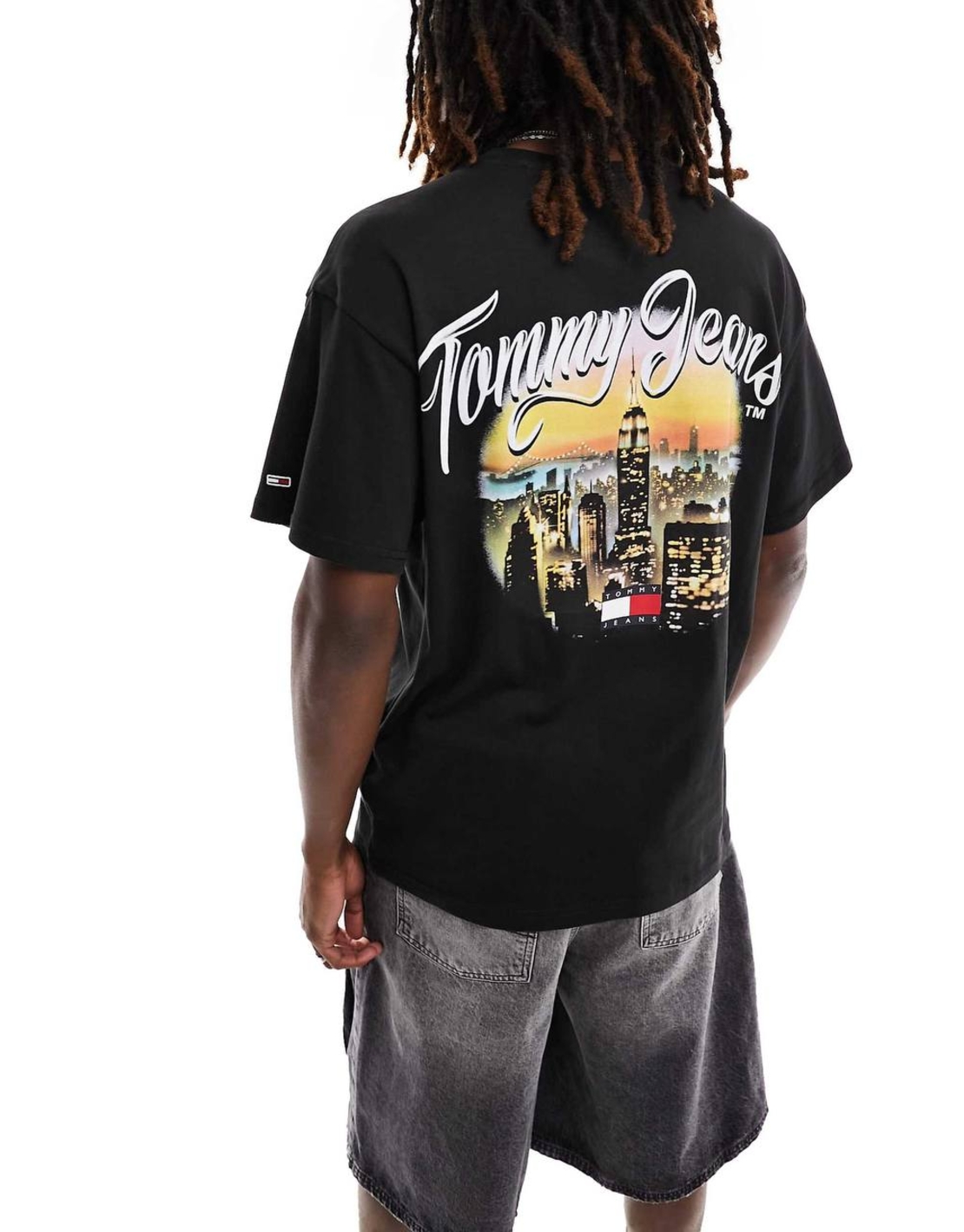 Tommy Jeans Sunset Skyline Graphic T-Shirt – Black