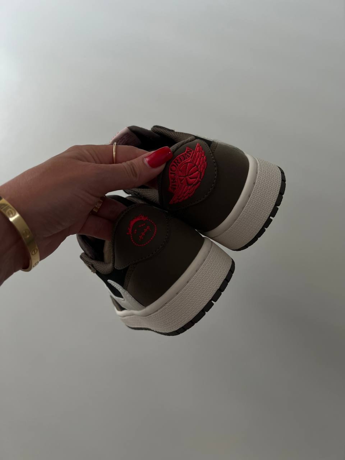 Air Jordan 1 Low X Travis Scott “Dark Mocha”