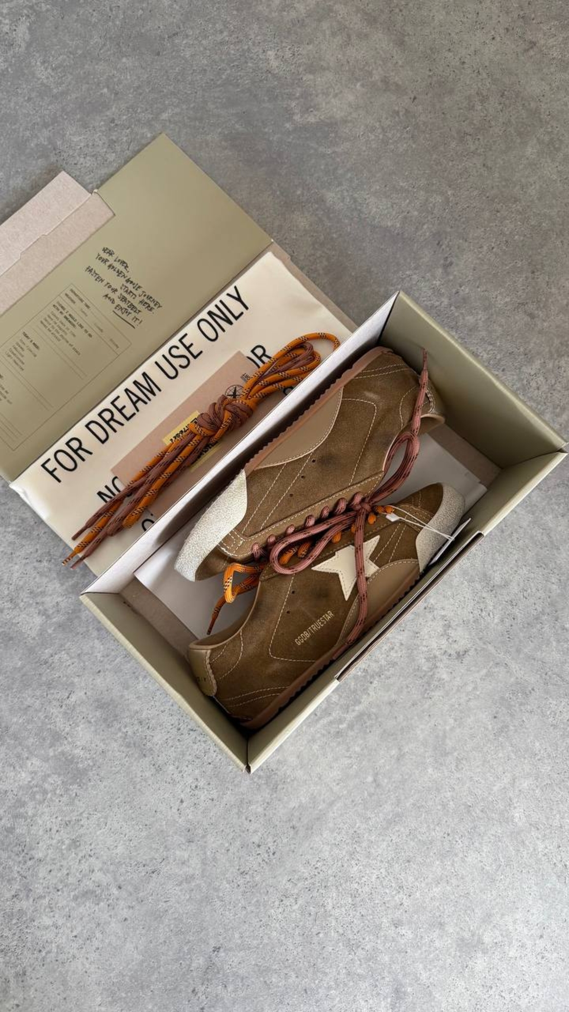 Golden Goose Ball Star Suede – Brown / White Star