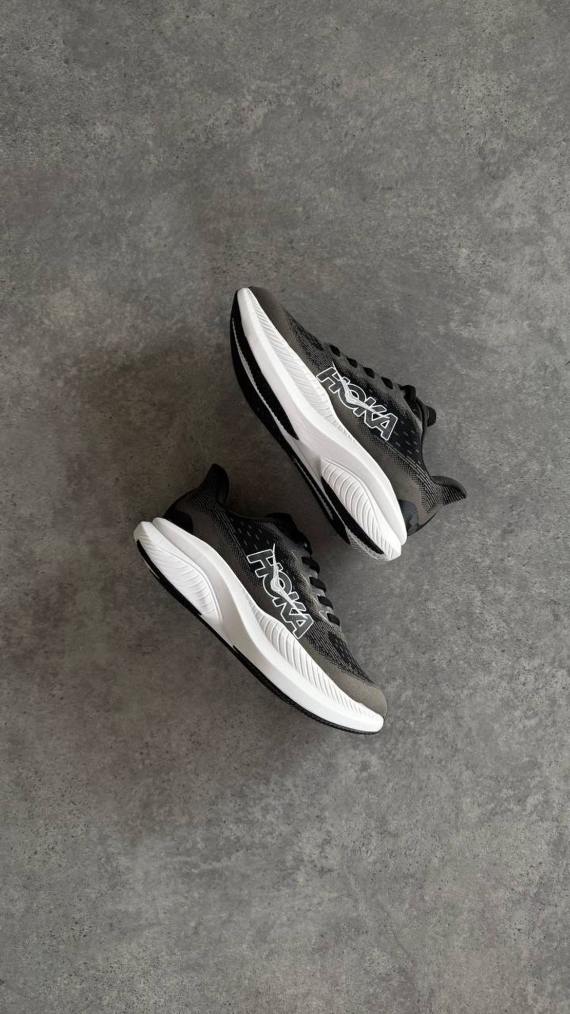 HOKA Mach 6 MEN – Black/White
