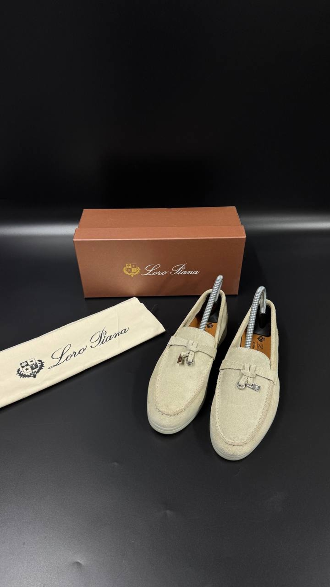 Loro Piana 5