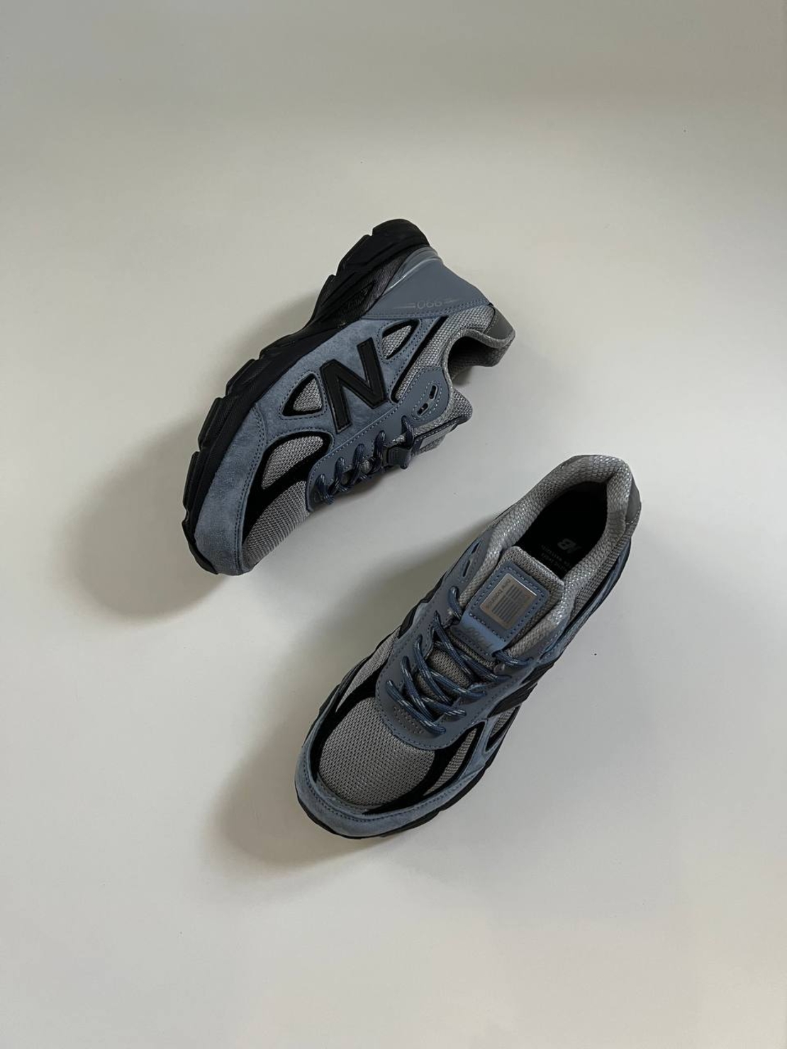 New Balance 990v4  Artic Grey
