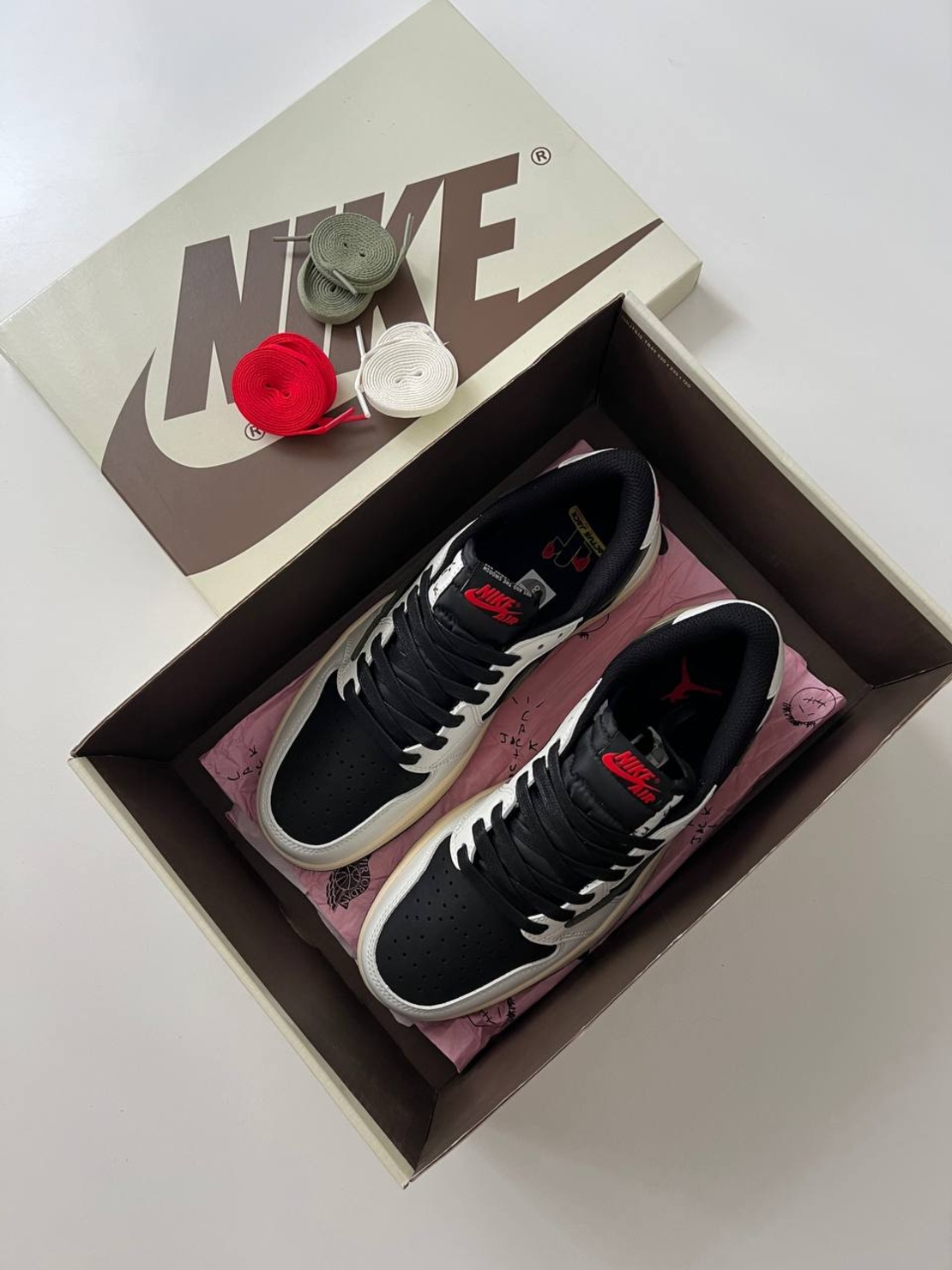 Travis Scott X Air Jordan 1 Retro Low OG Olive