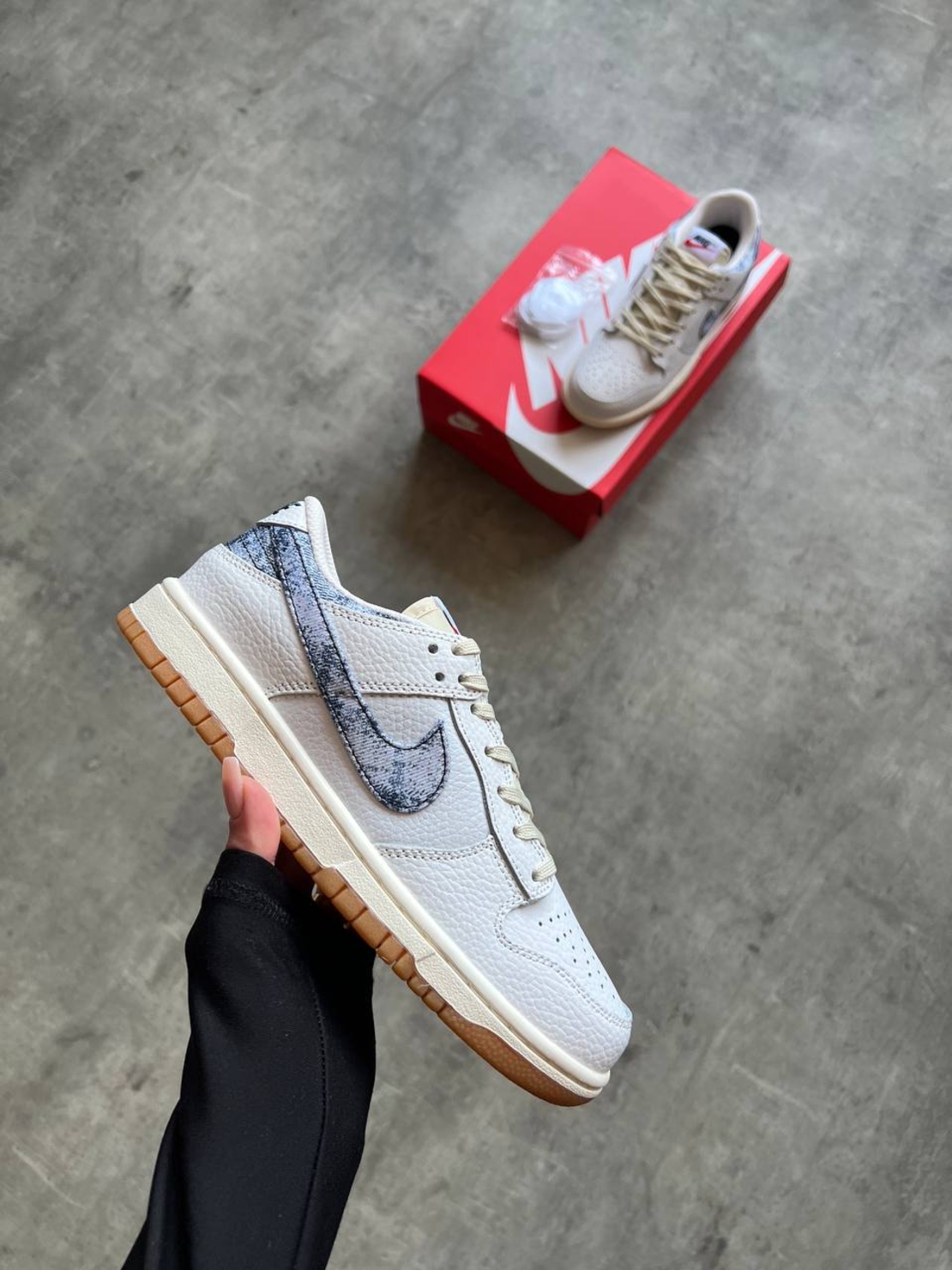 Dunk Low Washed Denim