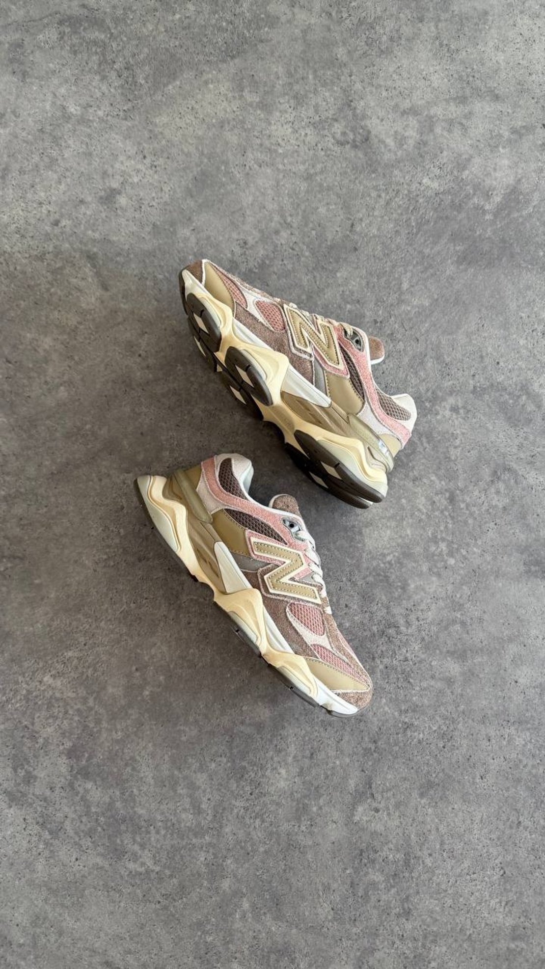 NEW BALANCE 9060 LANDSLIDE MUSHROOM