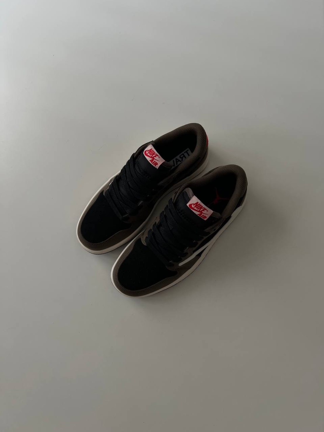 Air Jordan 1 Low X Travis Scott “Dark Mocha”