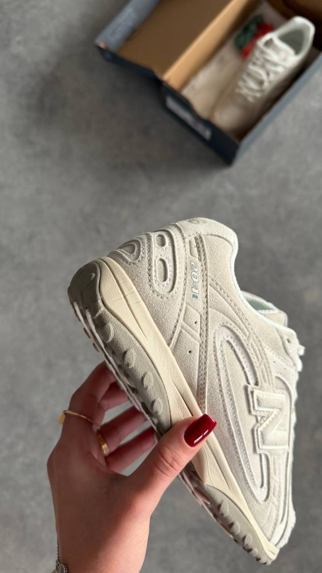 New Balance 204L “Timberwolf”