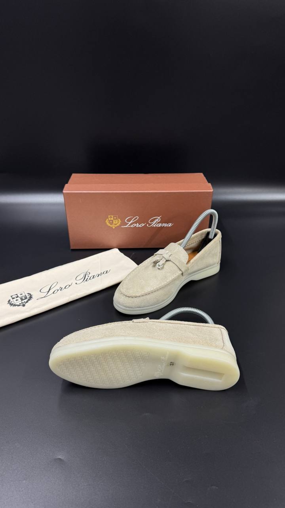 Loro Piana 5